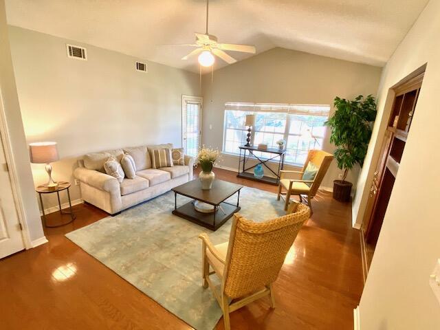 THE OAKS AT NICEVILLE - Residential