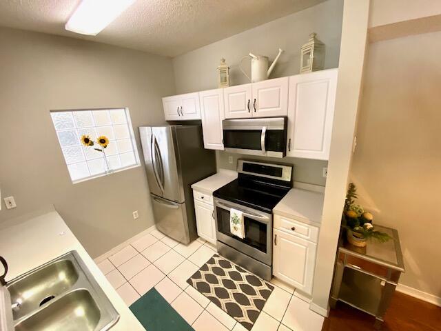 THE OAKS AT NICEVILLE - Residential