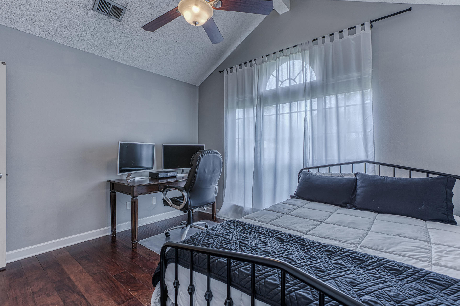 RAINTREE ESTATES - Residential