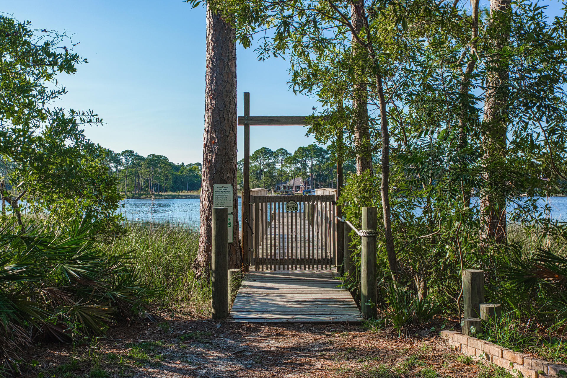 RAINTREE ESTATES - Residential