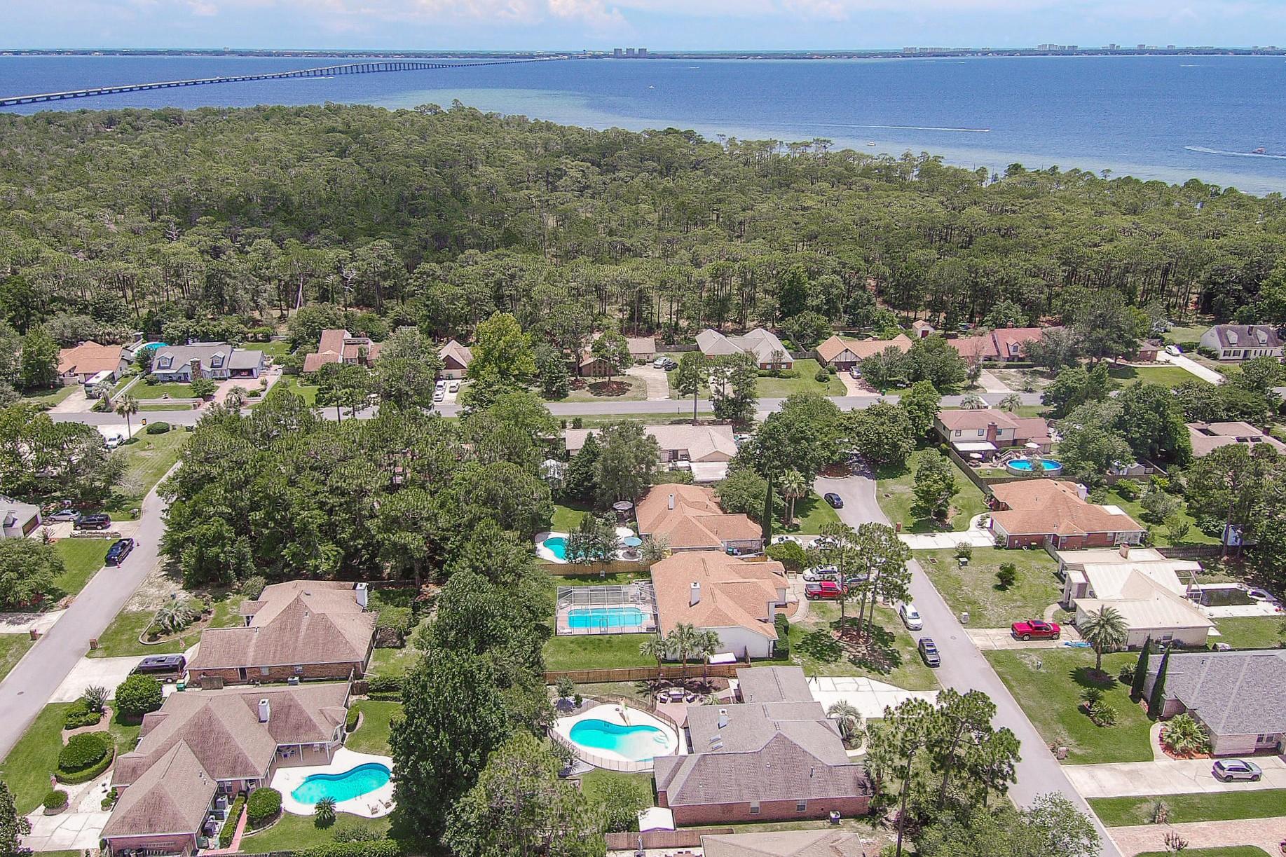 RAINTREE ESTATES - Residential