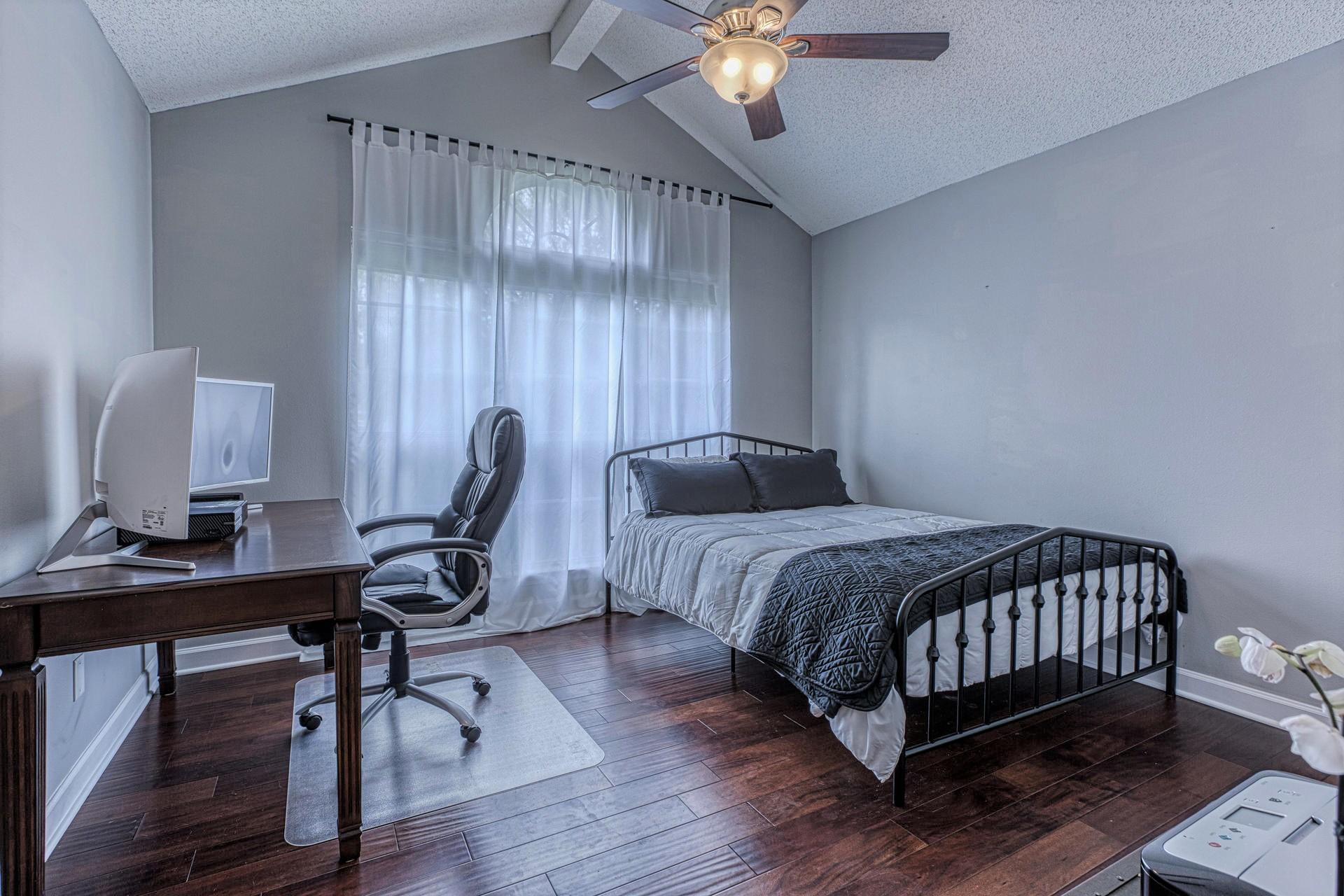 RAINTREE ESTATES - Residential