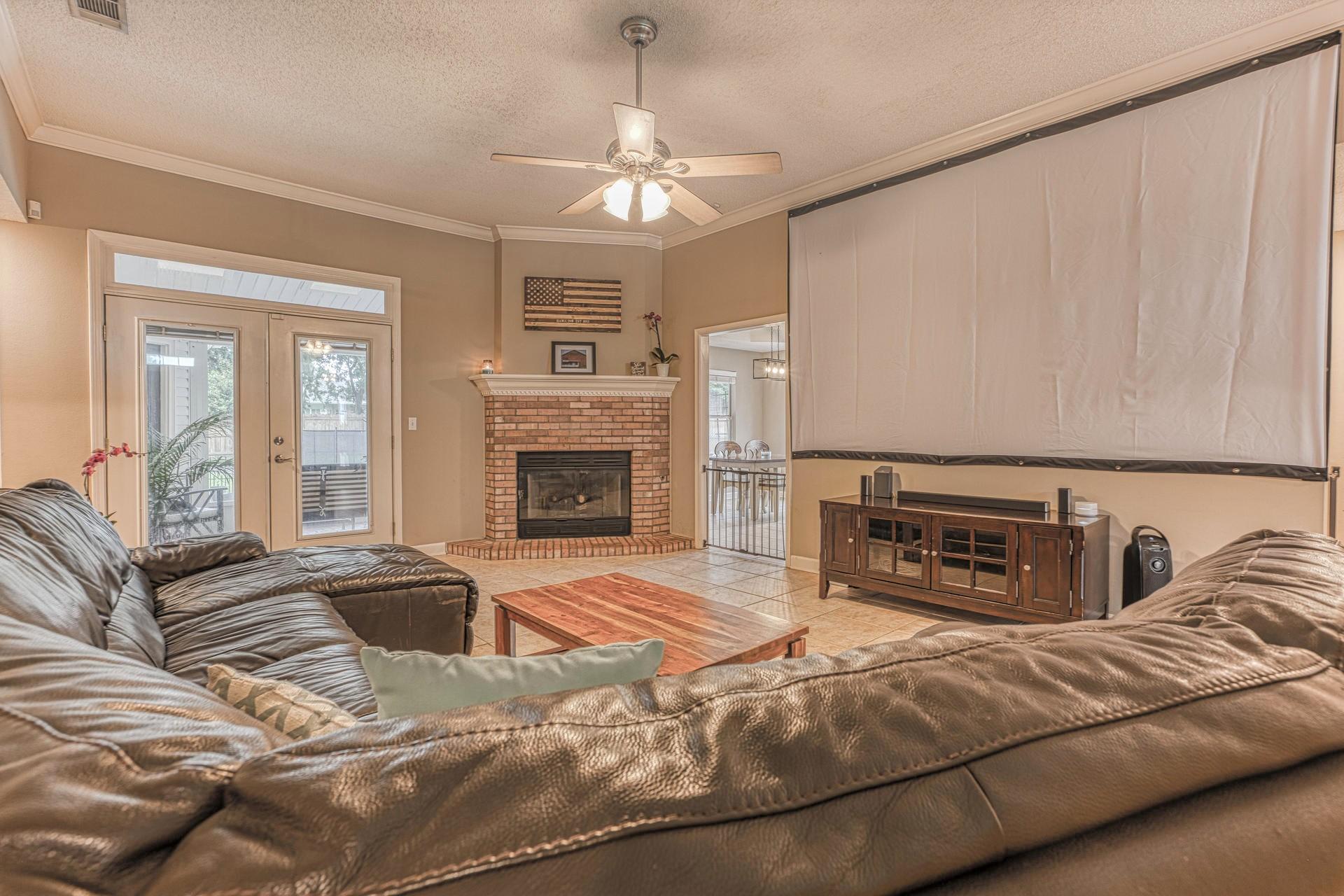 RAINTREE ESTATES - Residential