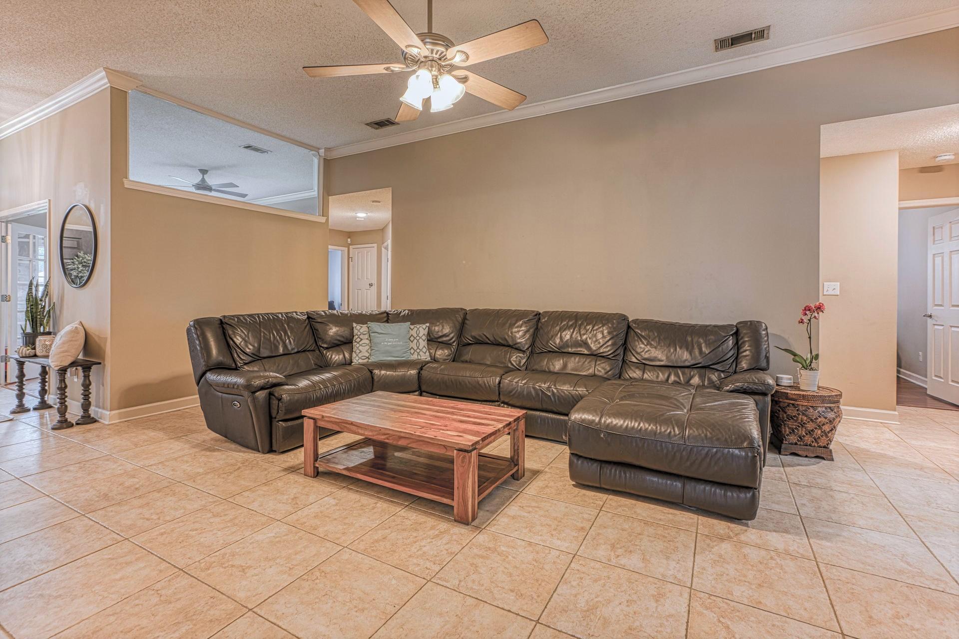 RAINTREE ESTATES - Residential