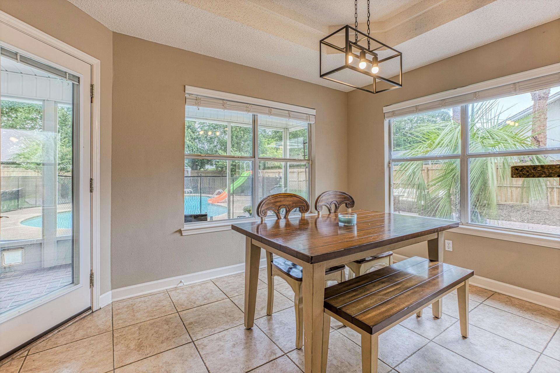 RAINTREE ESTATES - Residential