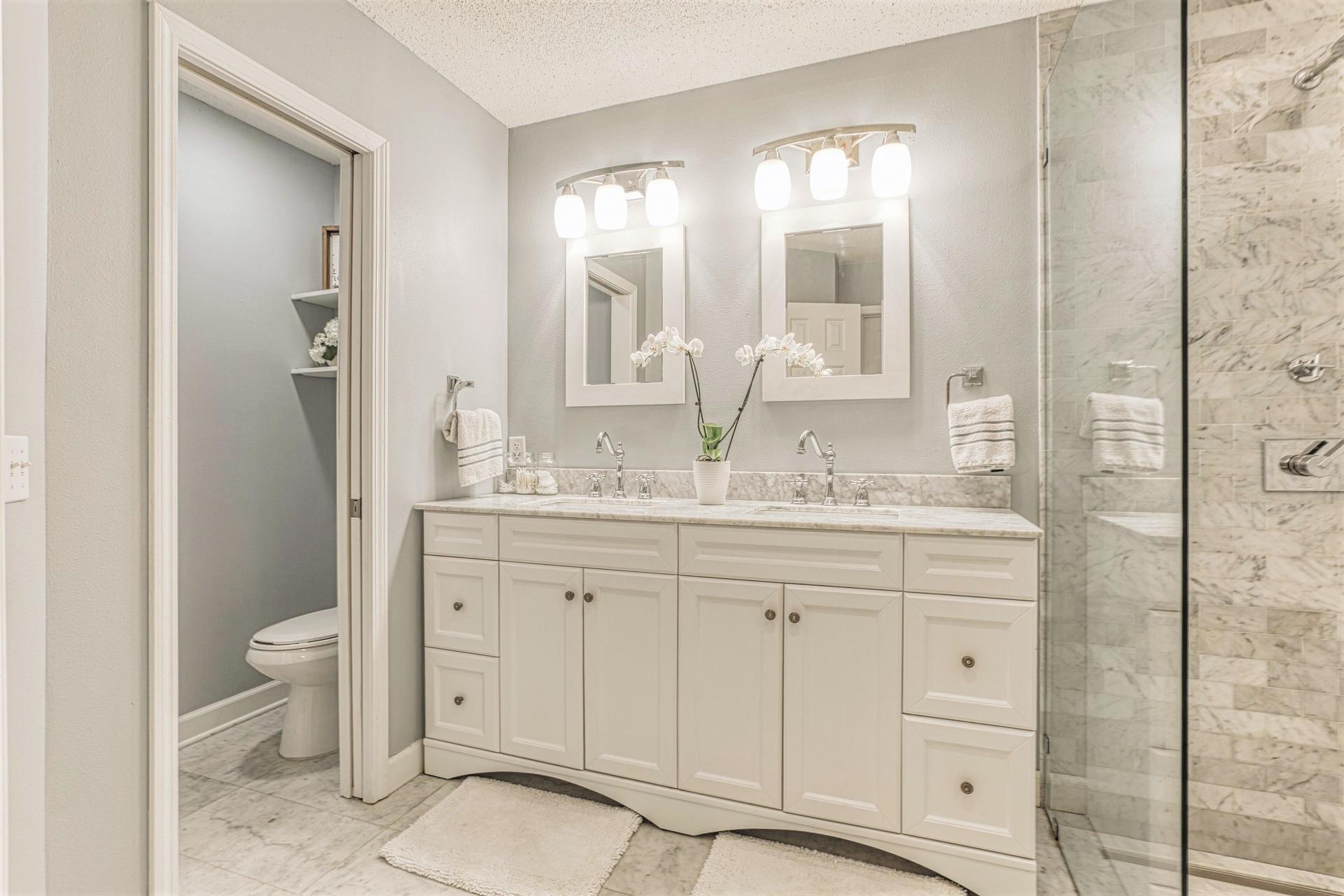 RAINTREE ESTATES - Residential