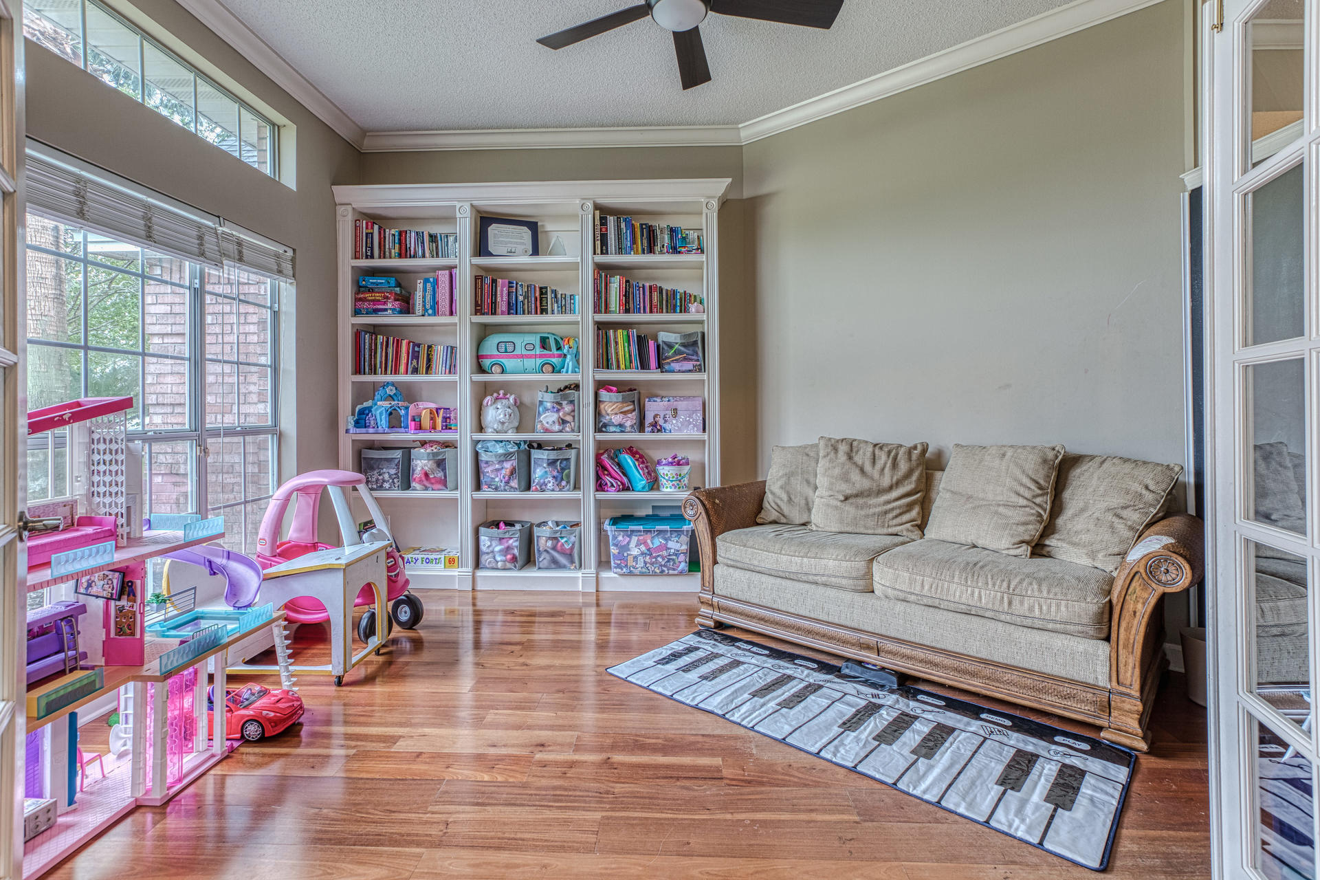 RAINTREE ESTATES - Residential