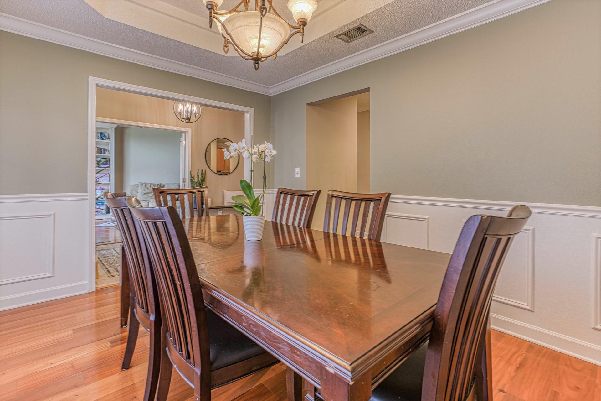 RAINTREE ESTATES - Residential