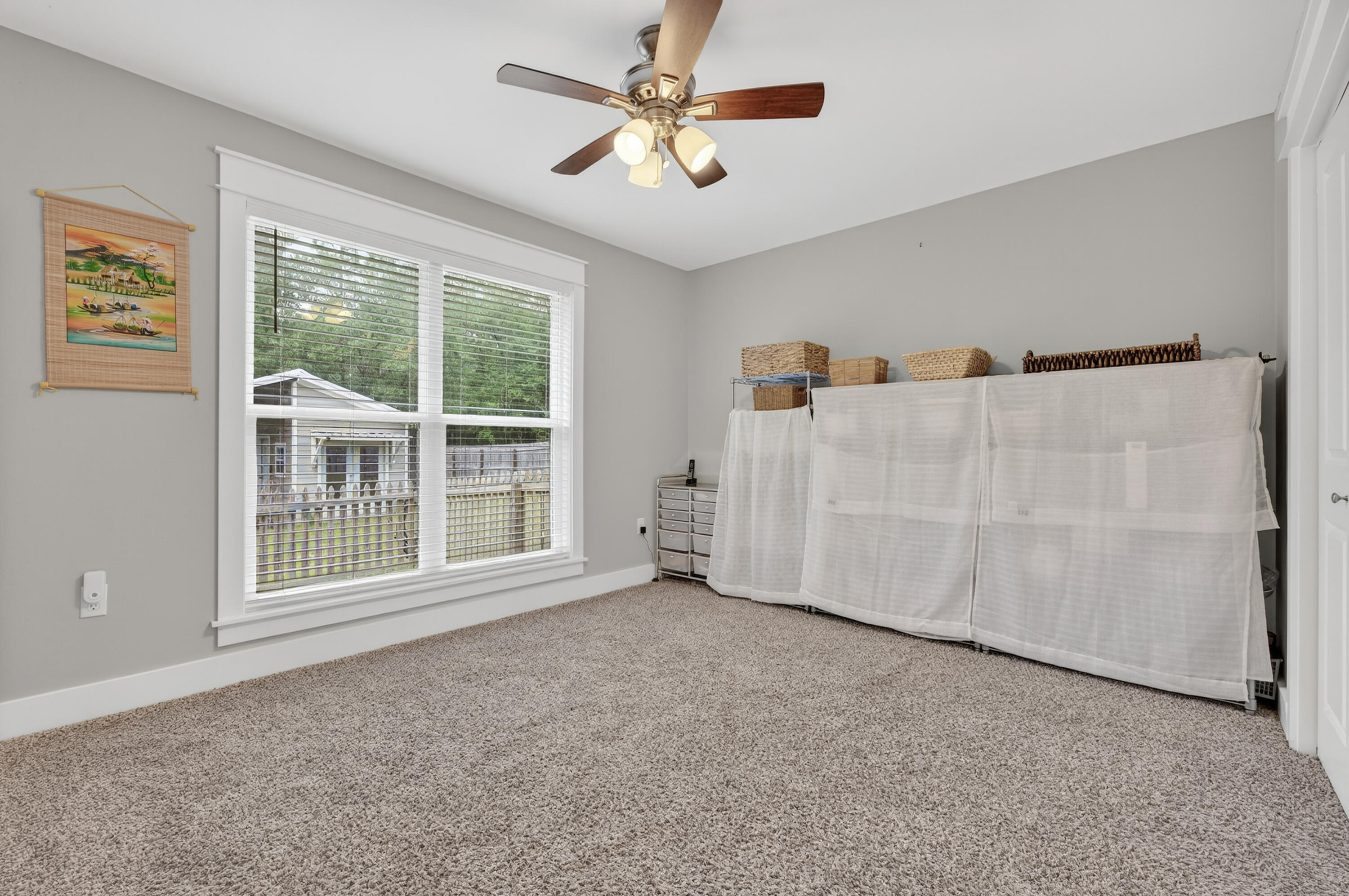 MAJESTIC OAKS VINEYARD - Residential