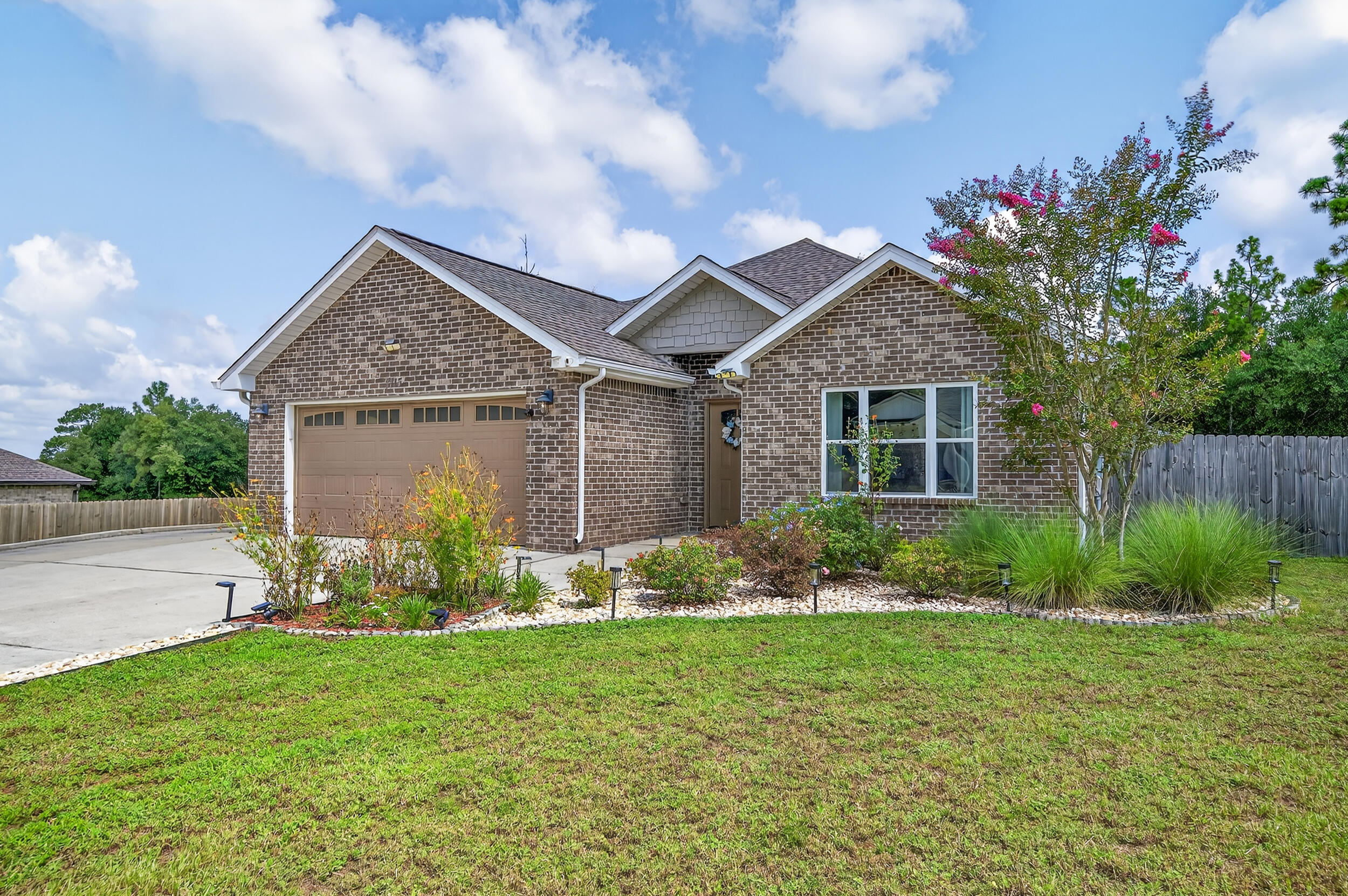 MAJESTIC OAKS VINEYARD - Residential