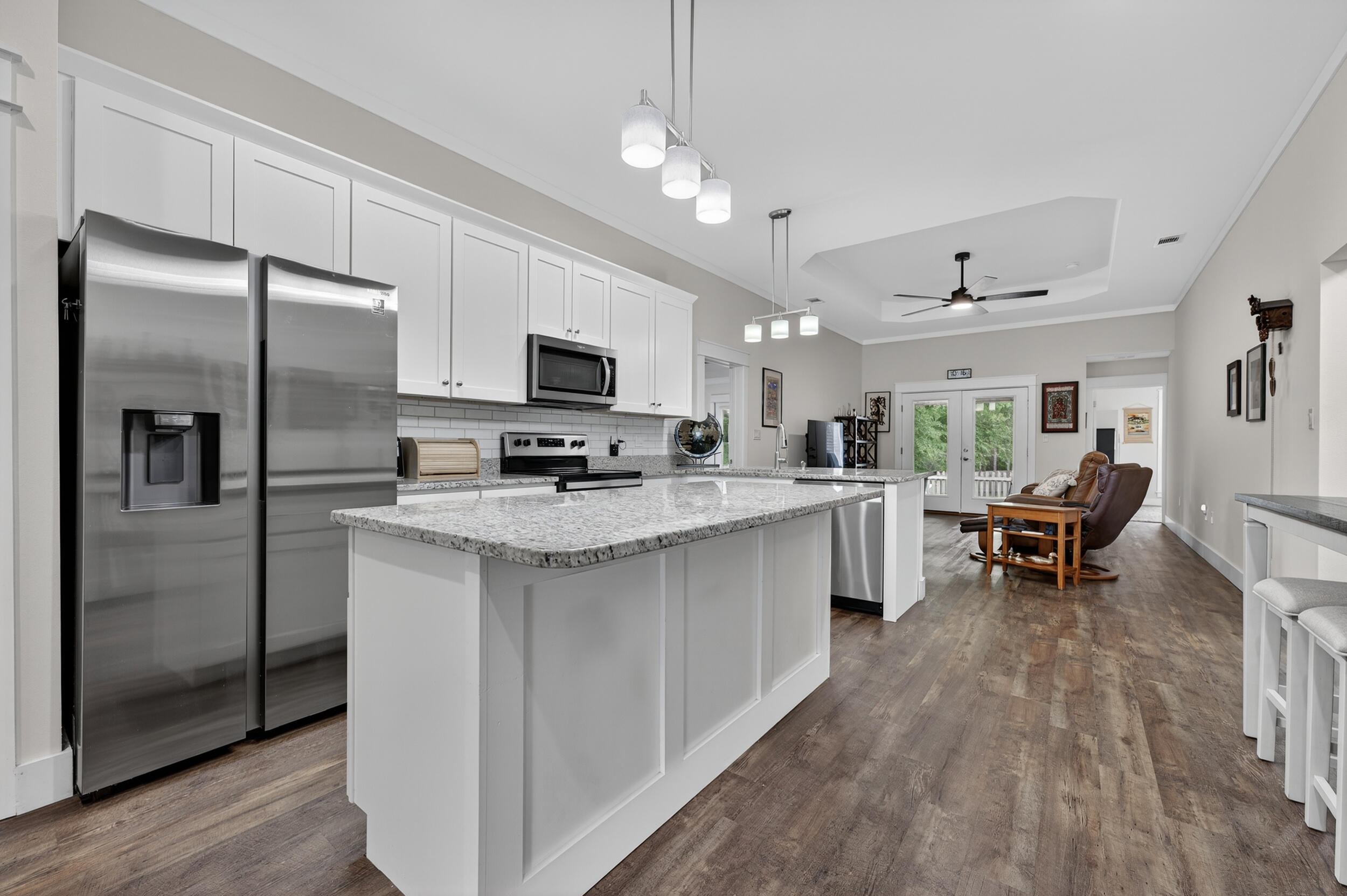 MAJESTIC OAKS VINEYARD - Residential