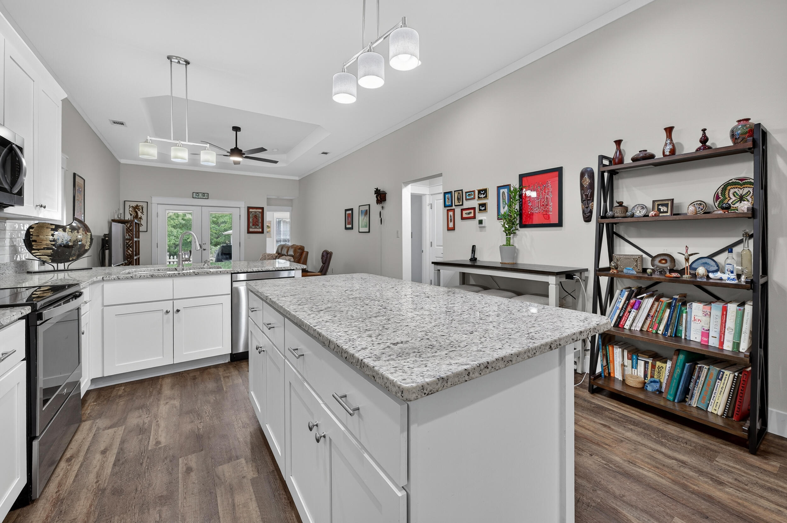 MAJESTIC OAKS VINEYARD - Residential