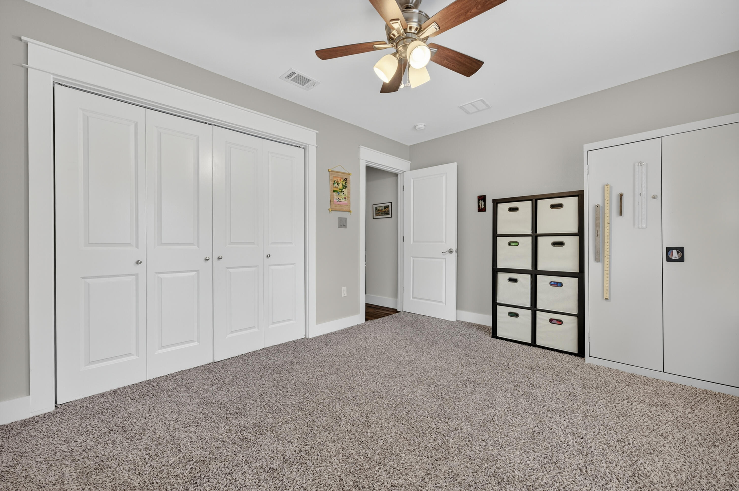 MAJESTIC OAKS VINEYARD - Residential