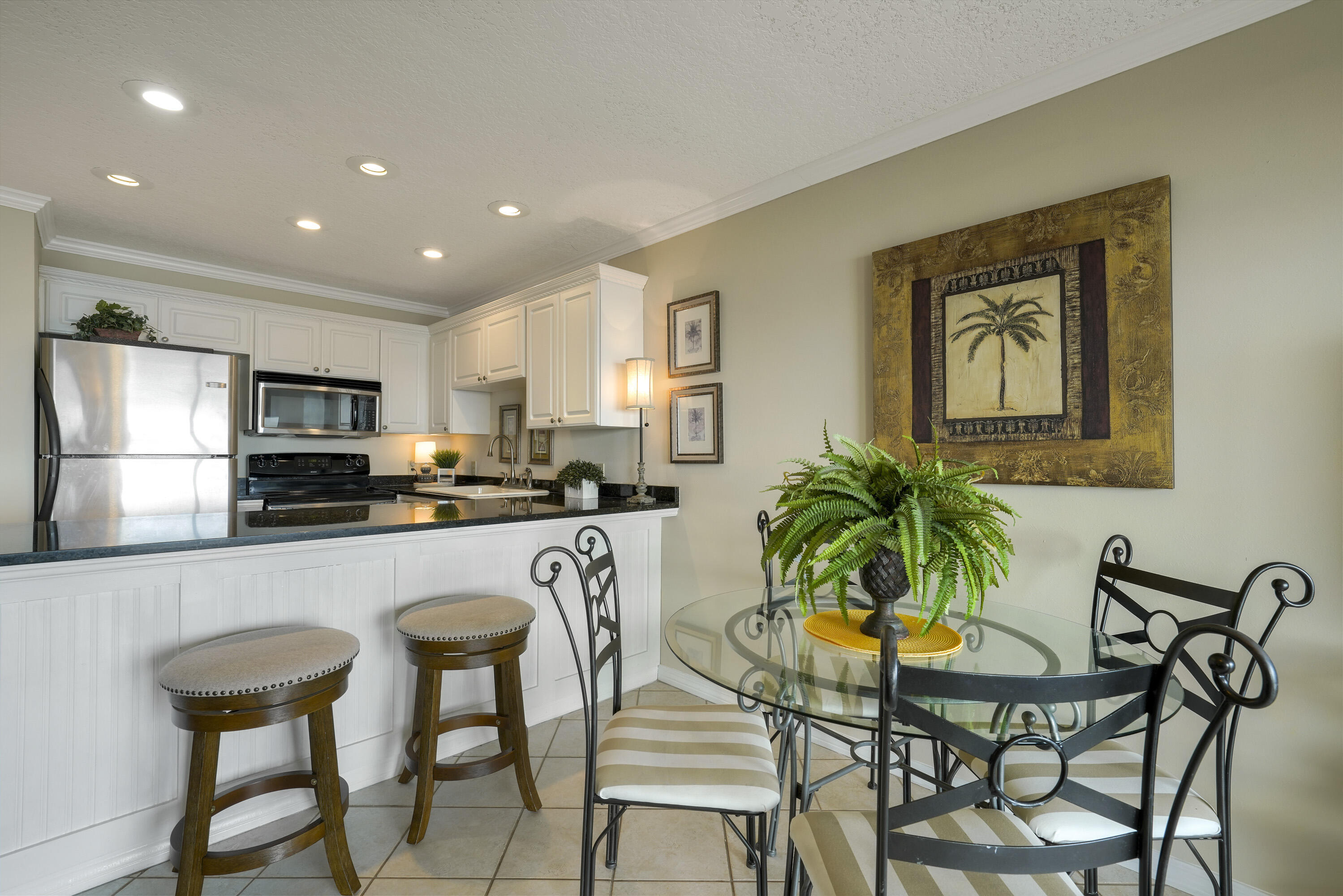 CORAL REEF CLUB - Residential