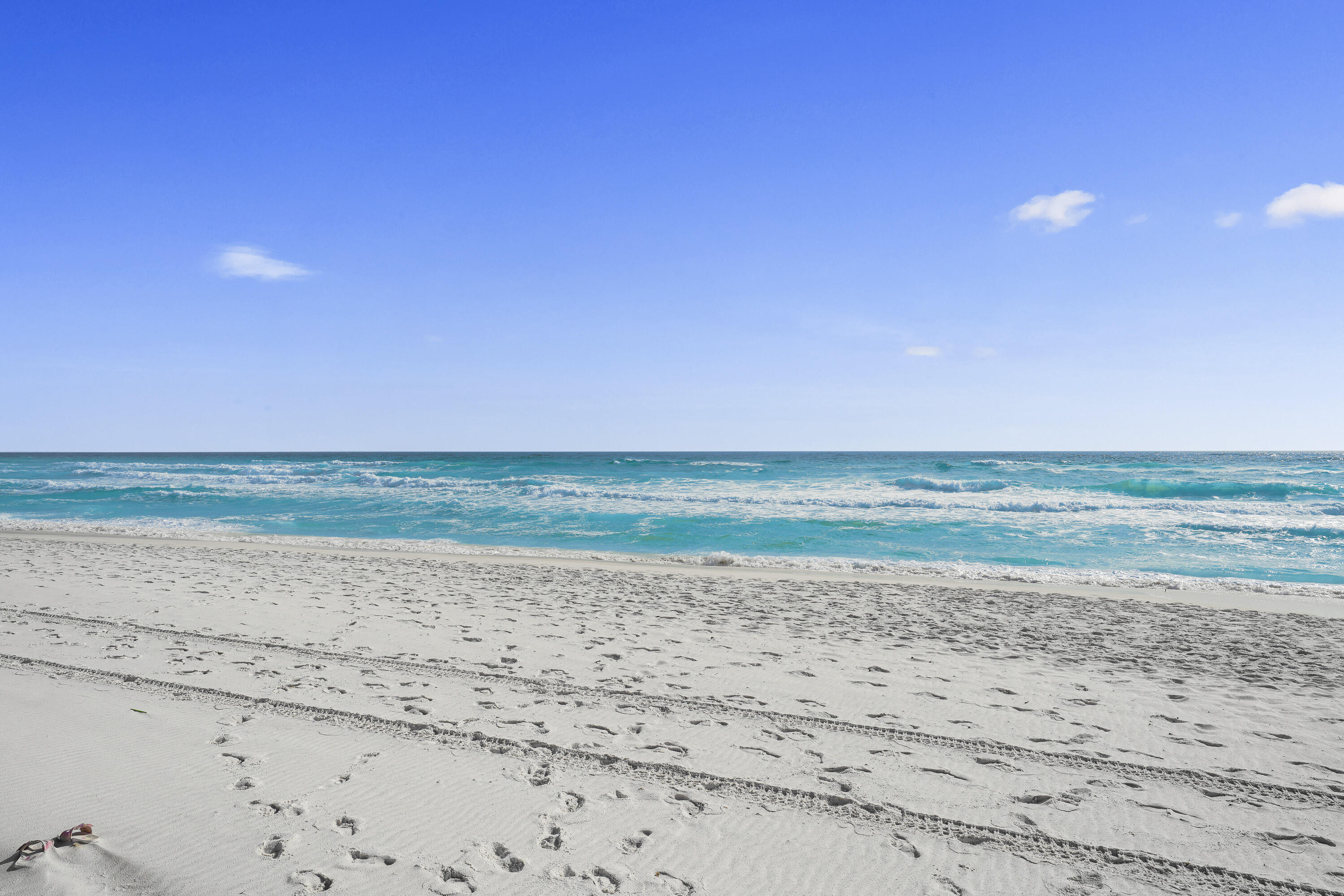 CORAL REEF CLUB - Residential