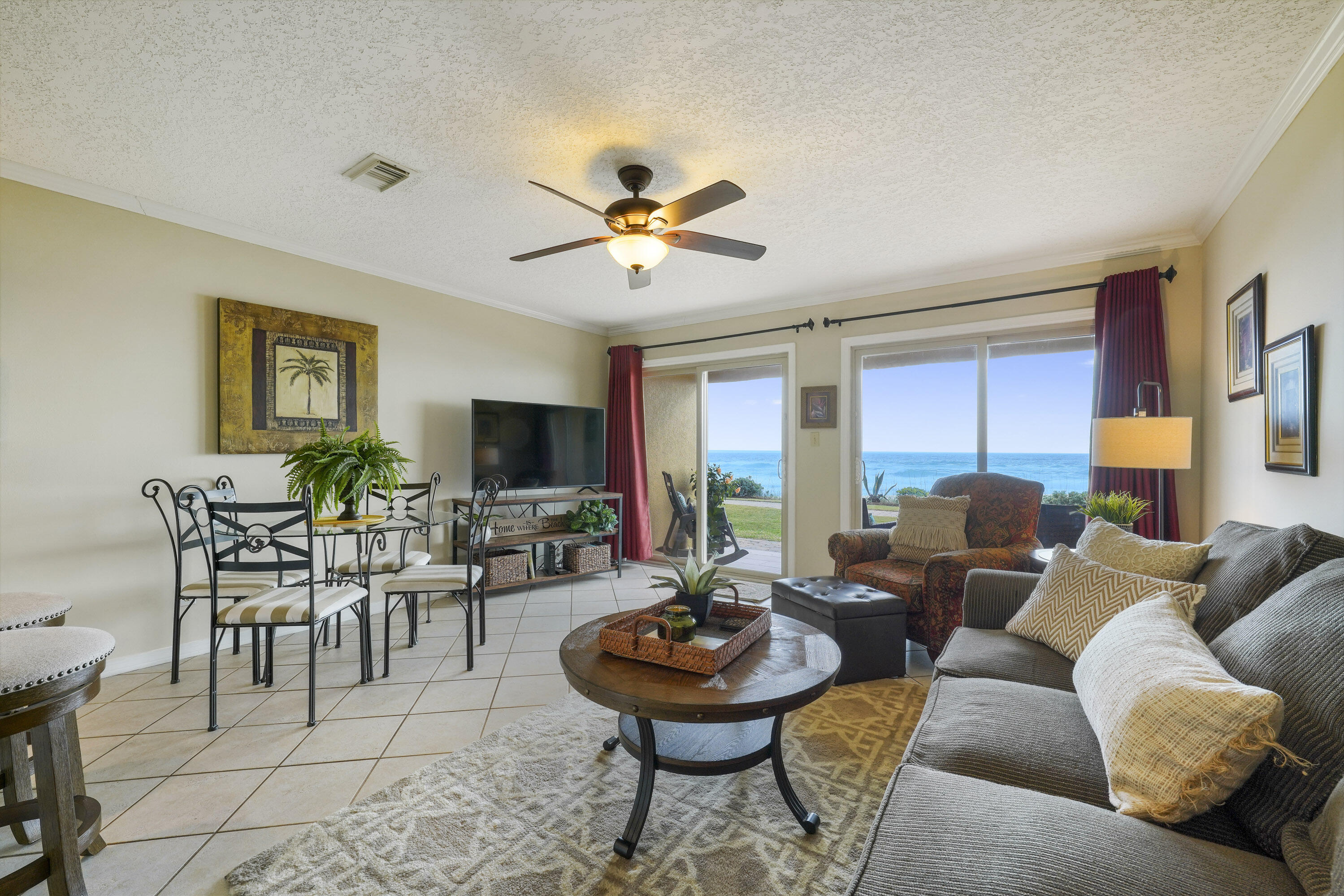 CORAL REEF CLUB - Residential