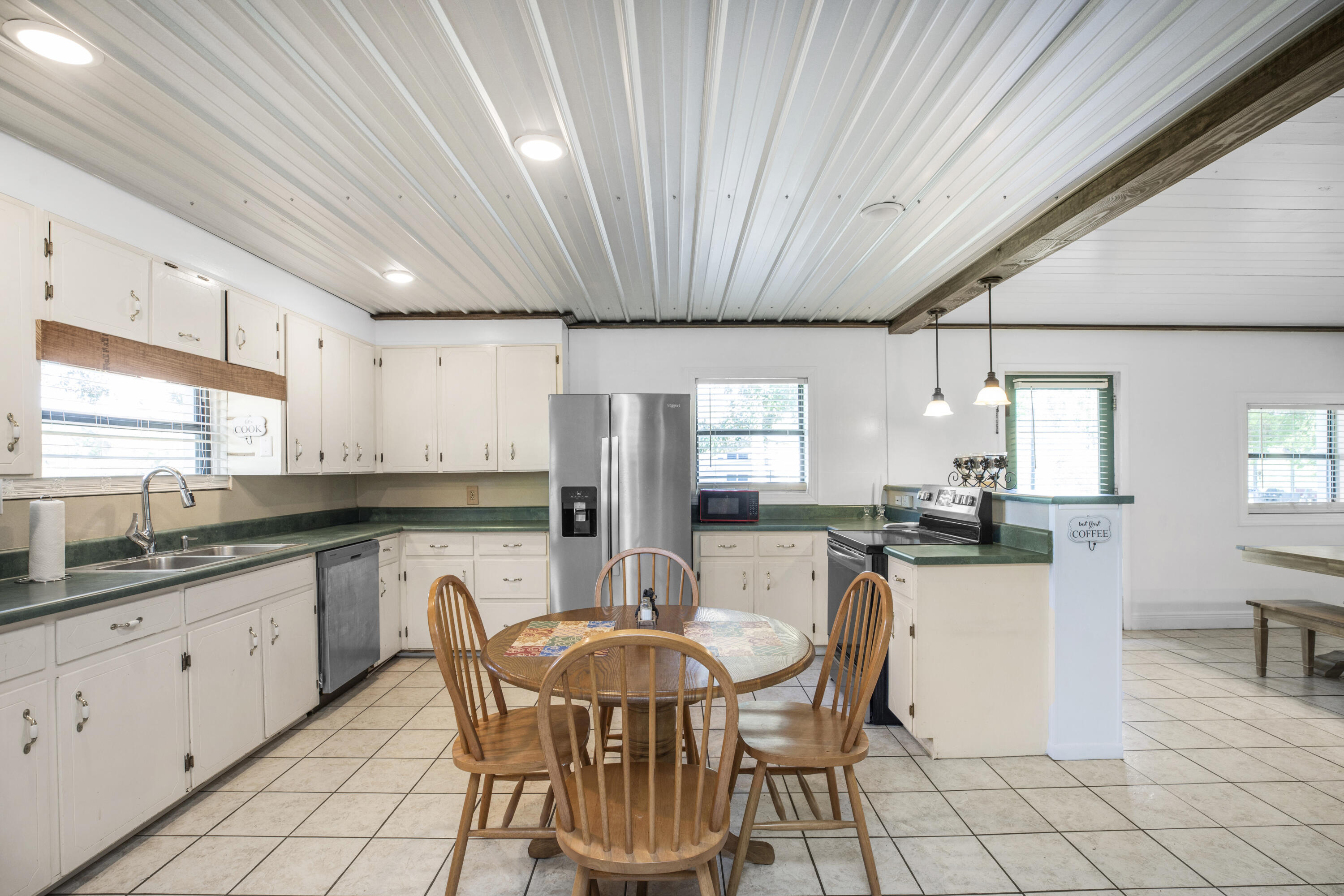 NO RECORDED SUBDIVISION - Residential