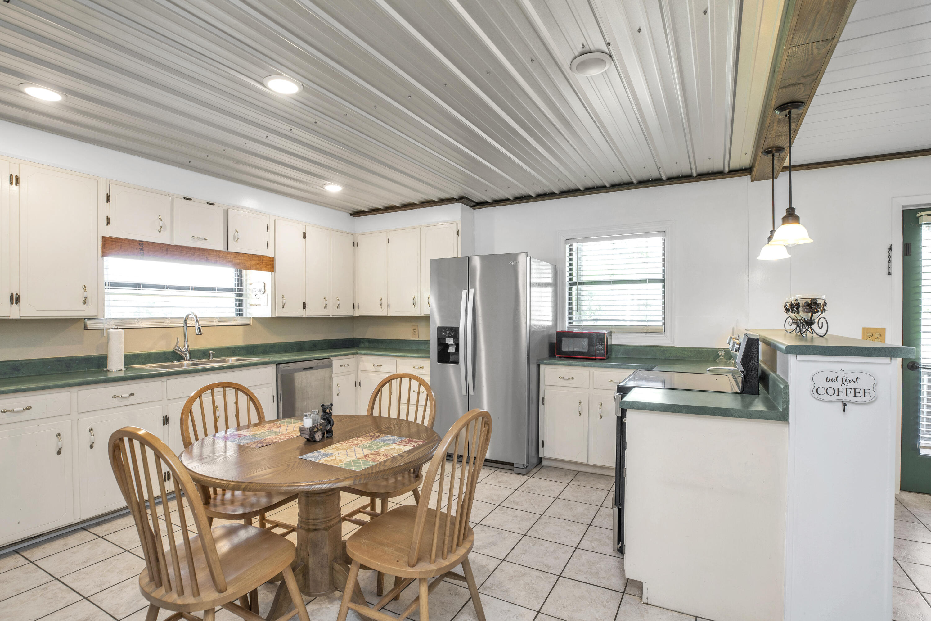 NO RECORDED SUBDIVISION - Residential