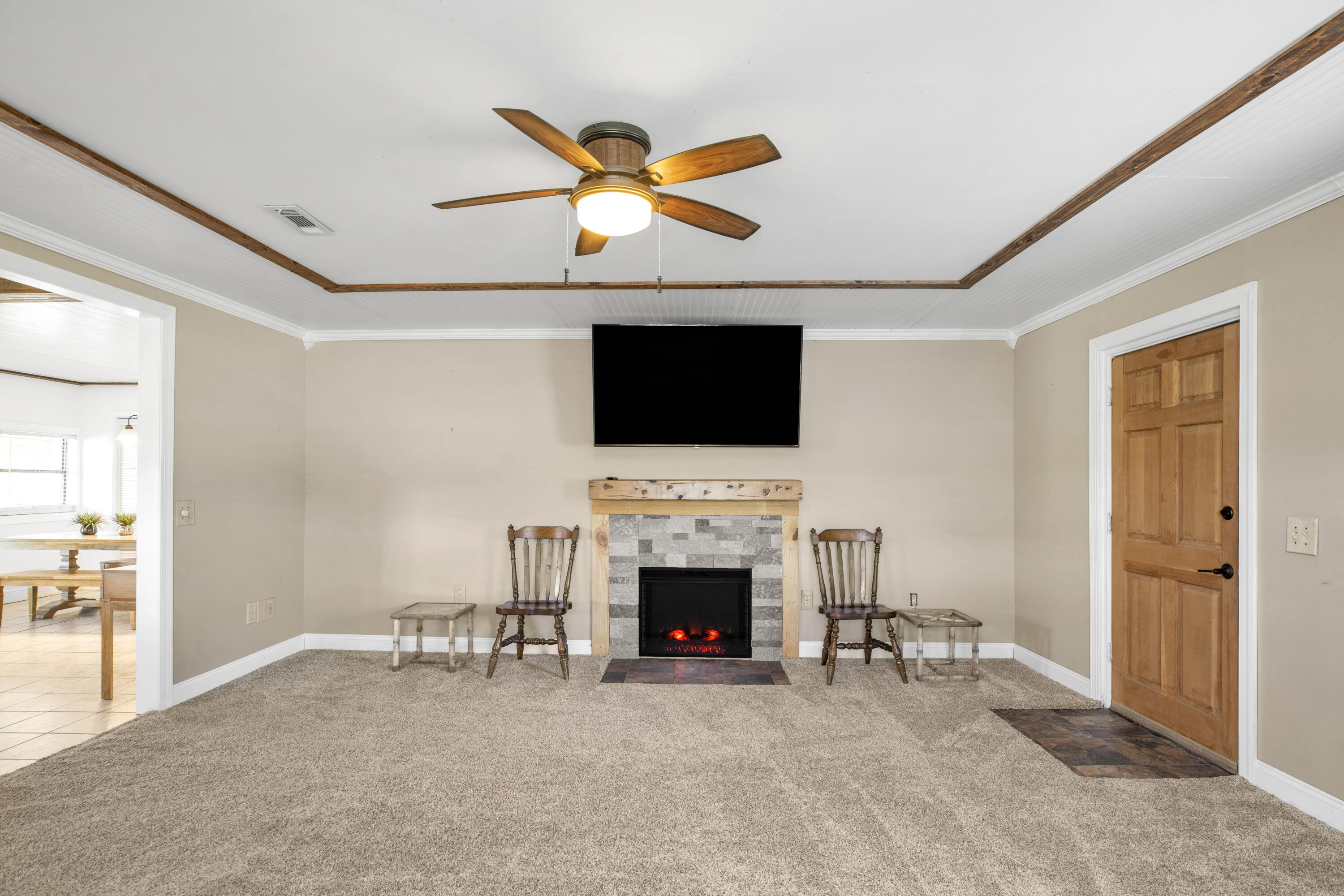 NO RECORDED SUBDIVISION - Residential