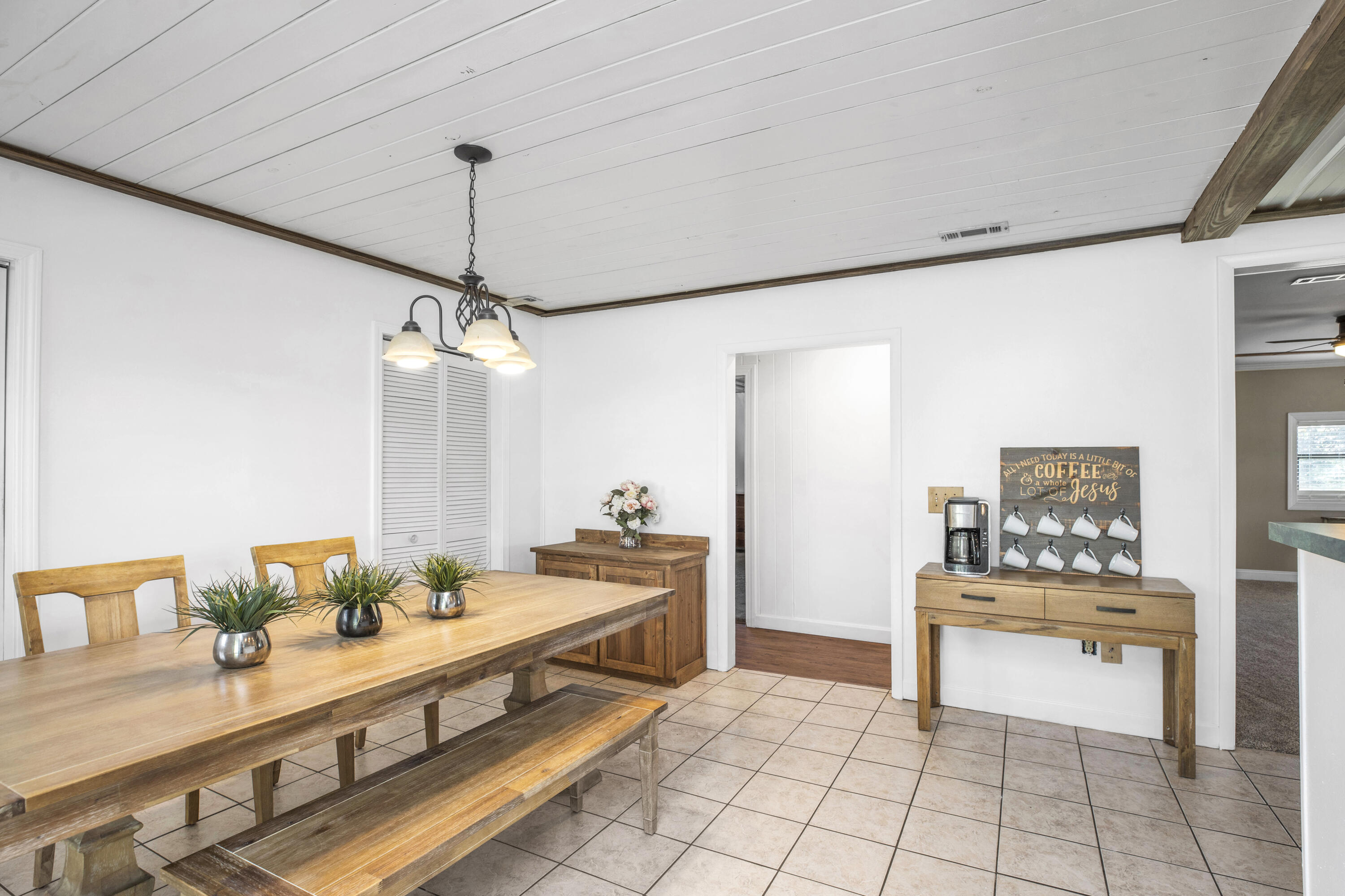 NO RECORDED SUBDIVISION - Residential