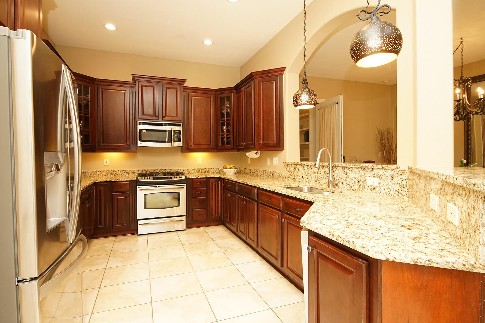 CHARDONNAY ESTATES - Residential