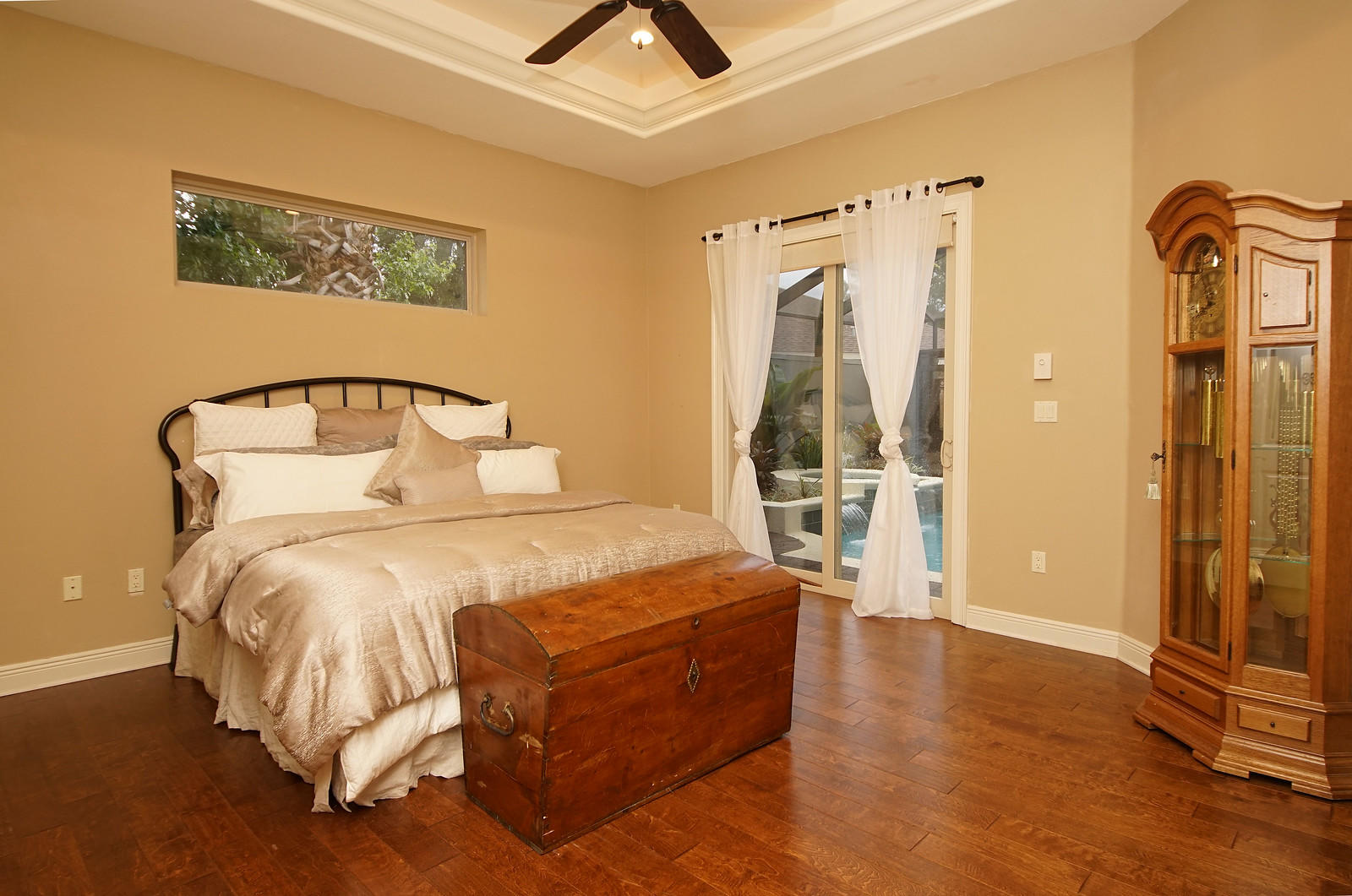 CHARDONNAY ESTATES - Residential