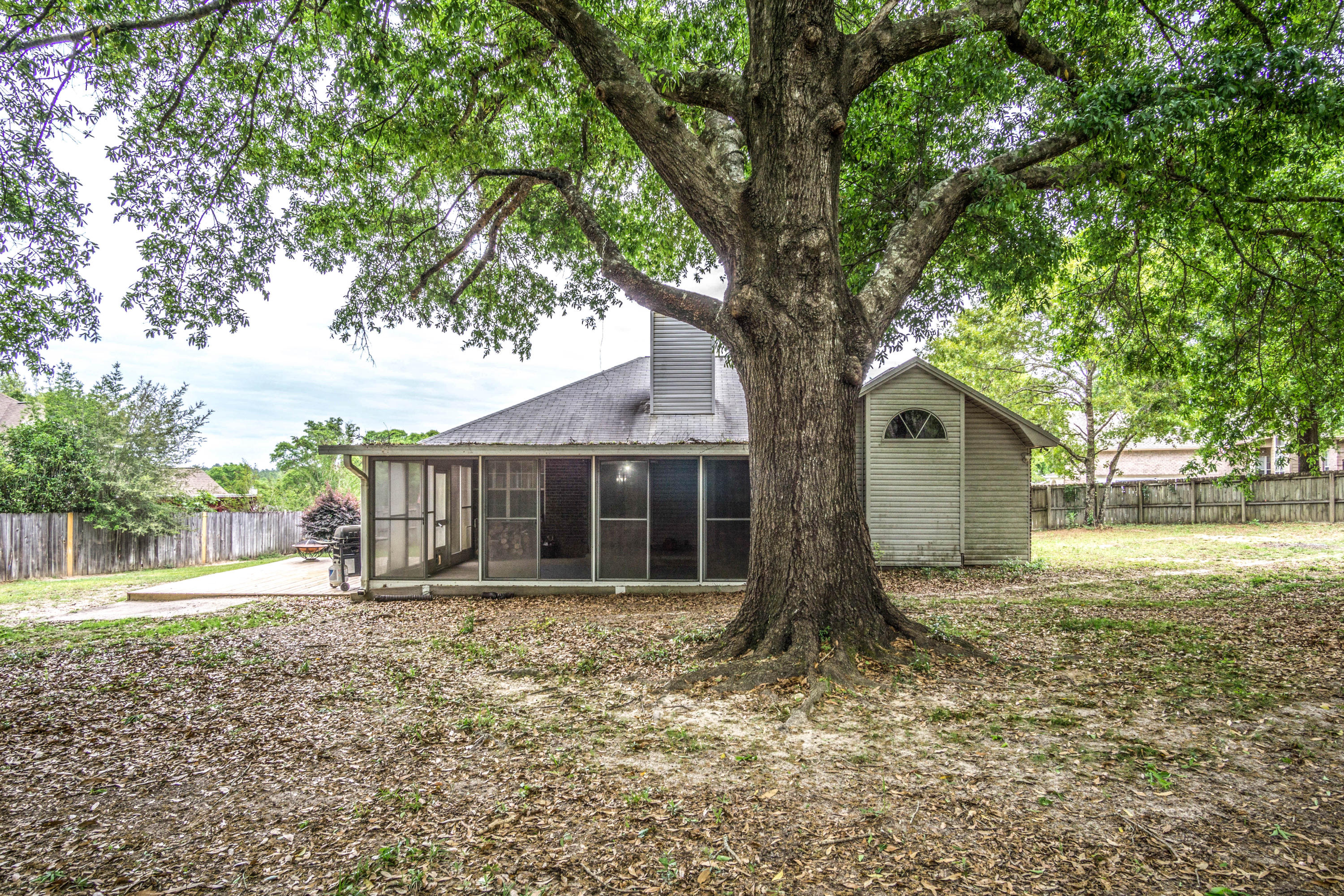 ROLLING HILLS ESTATES - Residential