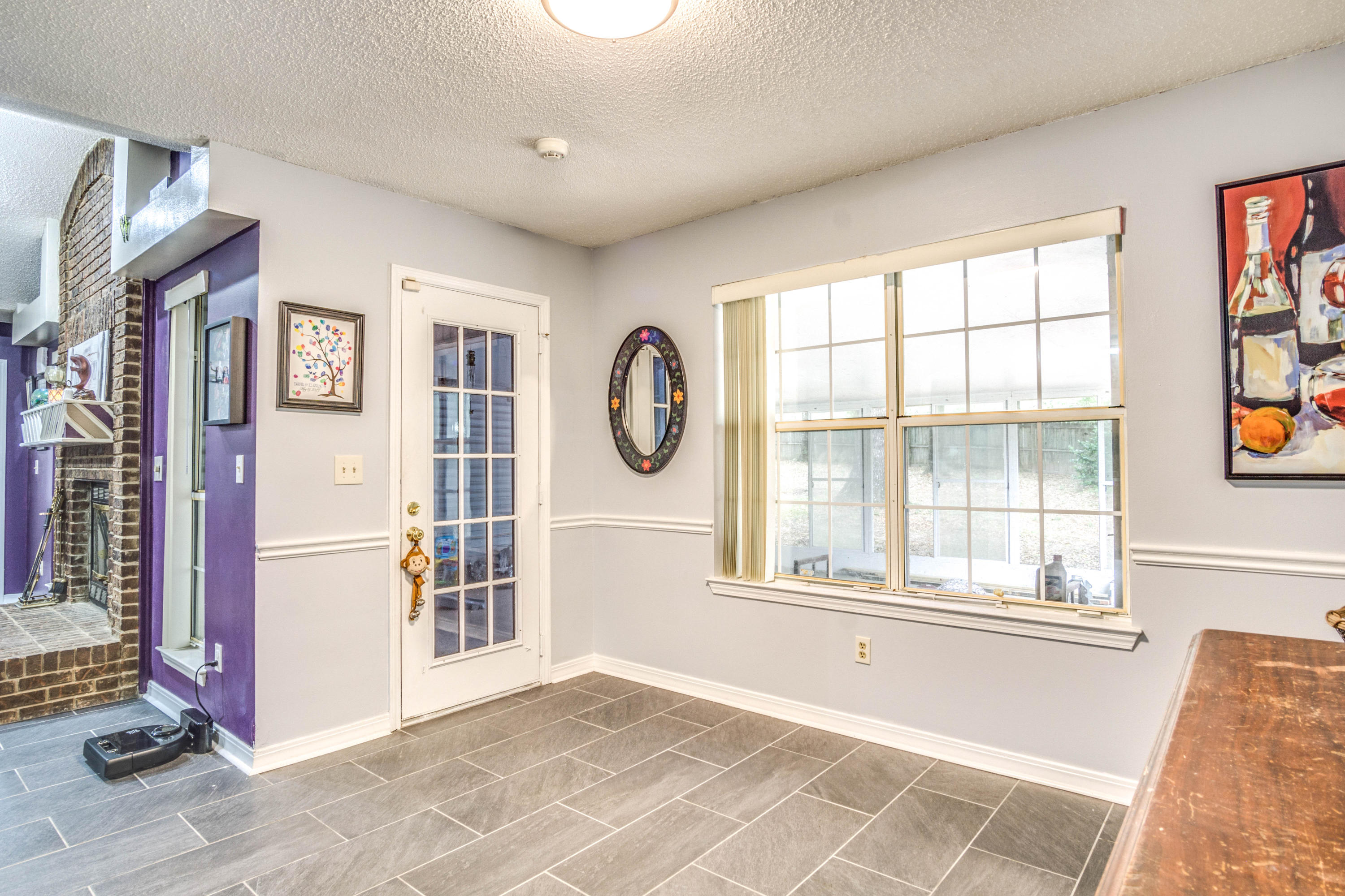 ROLLING HILLS ESTATES - Residential