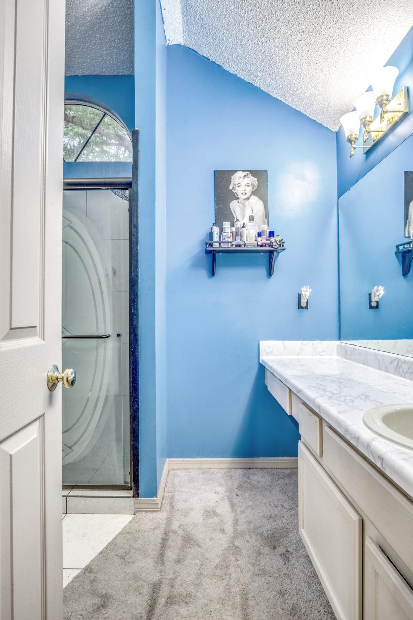 ROLLING HILLS ESTATES - Residential