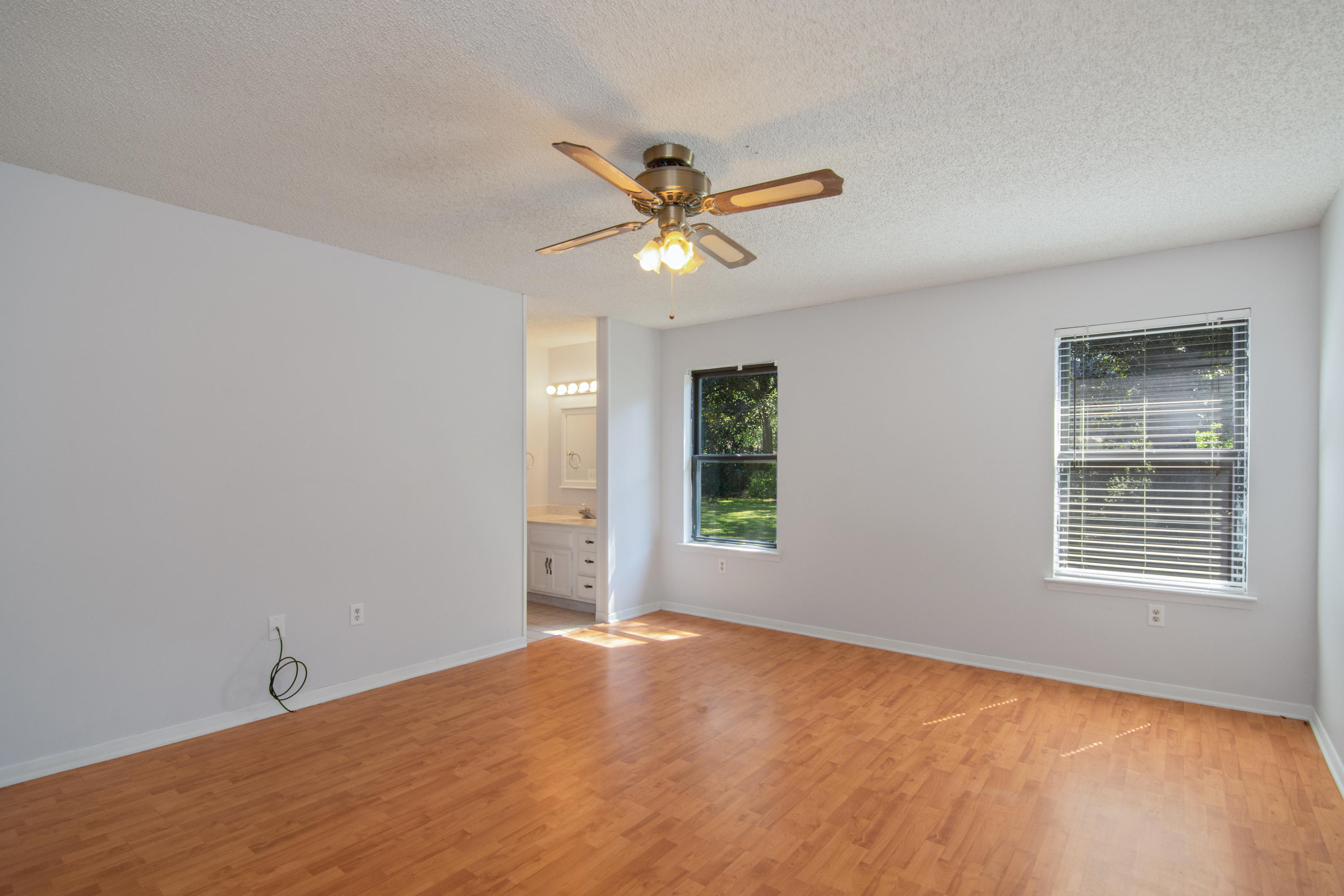 PINEWOOD ESTATES 2 - Residential