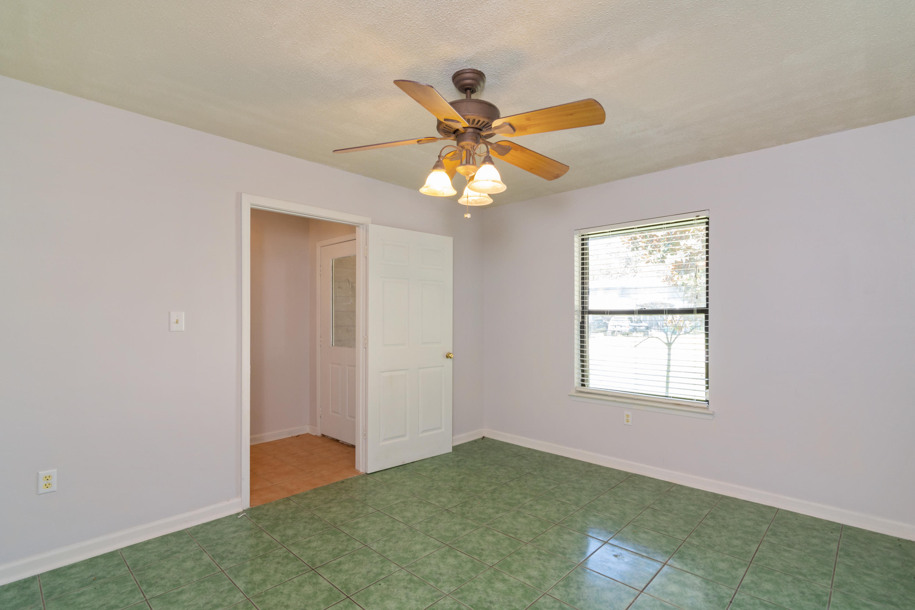 PINEWOOD ESTATES 2 - Residential