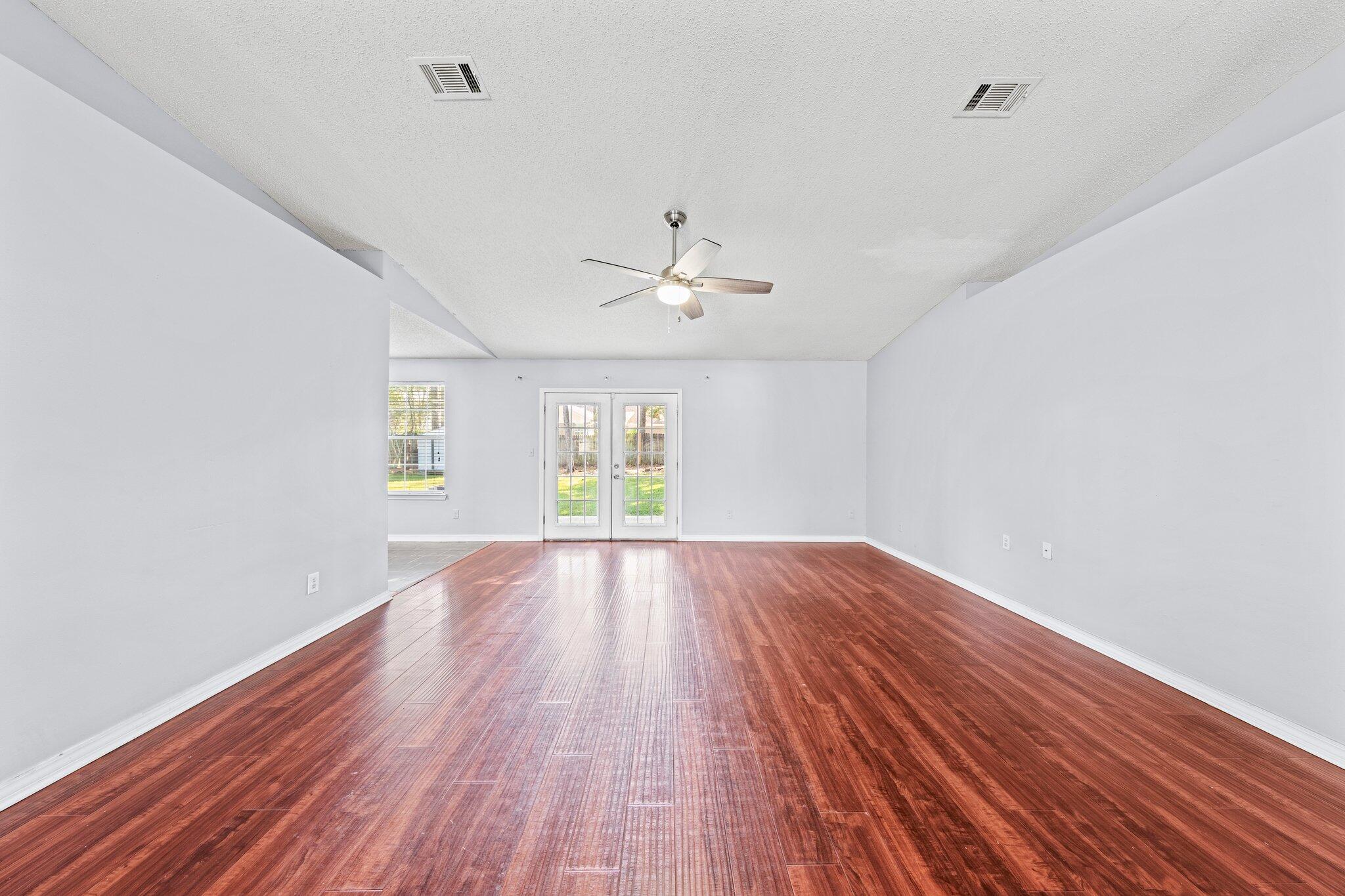 COUNTRYVIEW ESTATES - Residential