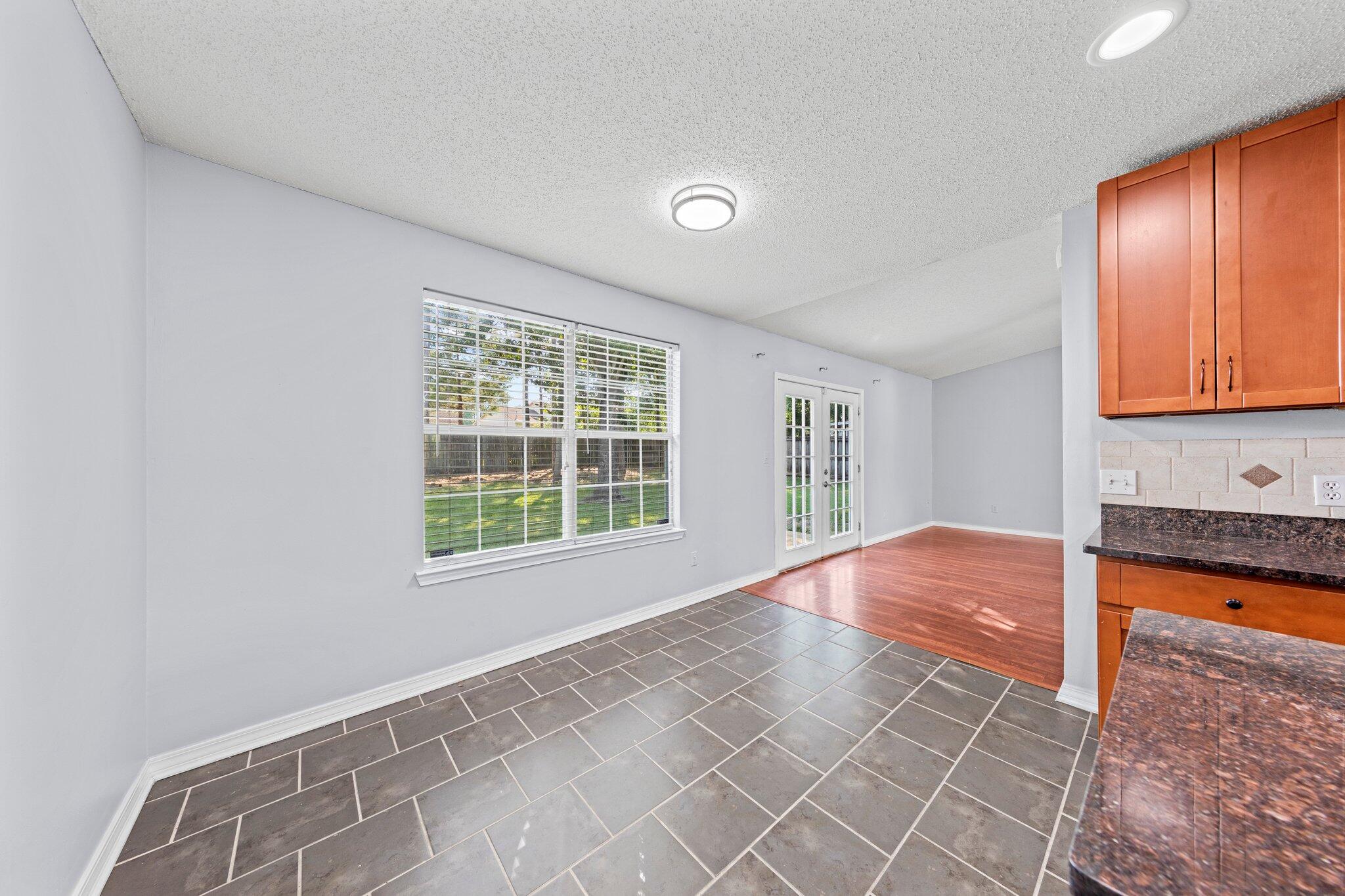 COUNTRYVIEW ESTATES - Residential