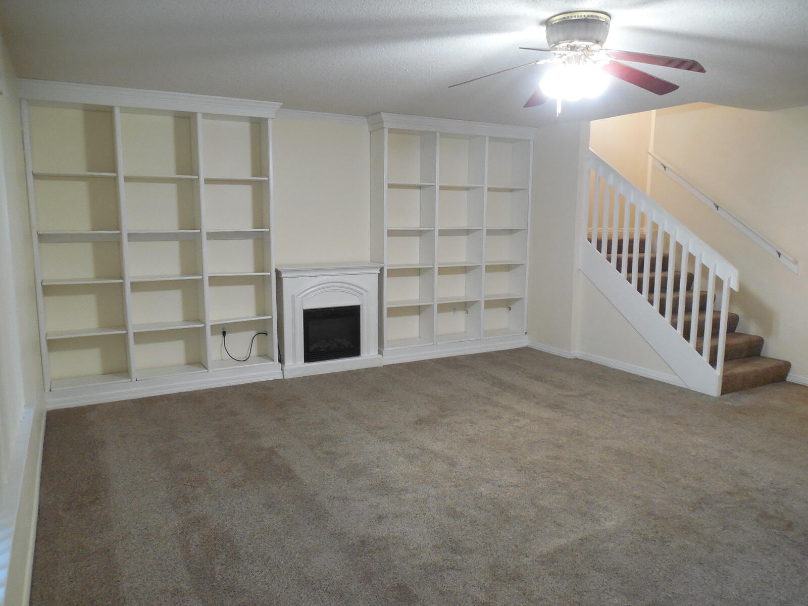 SHANGRA WOODS 2ND ADDN - Residential