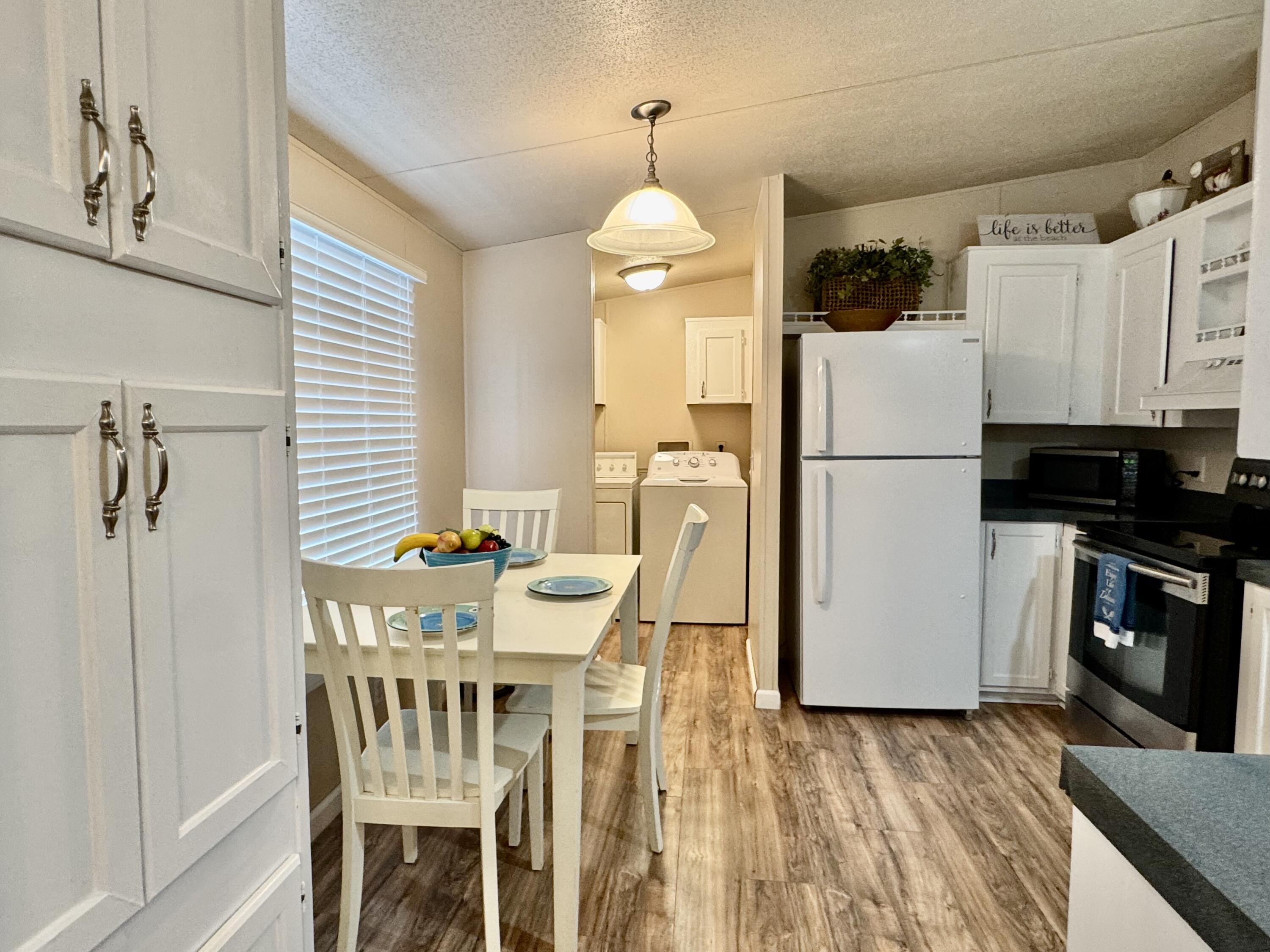 Destin East Mobile Home Park - Residential