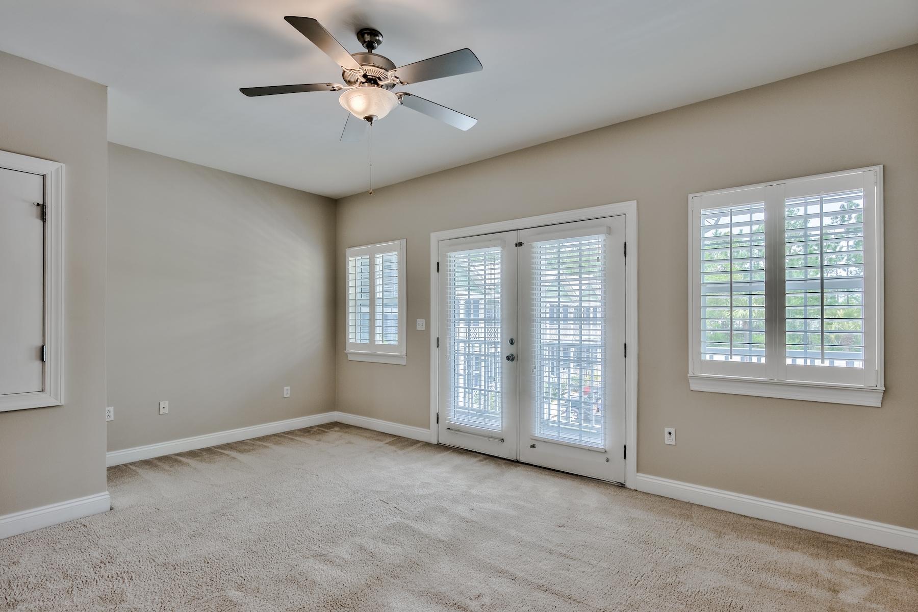 SANDAL BEACH - Residential