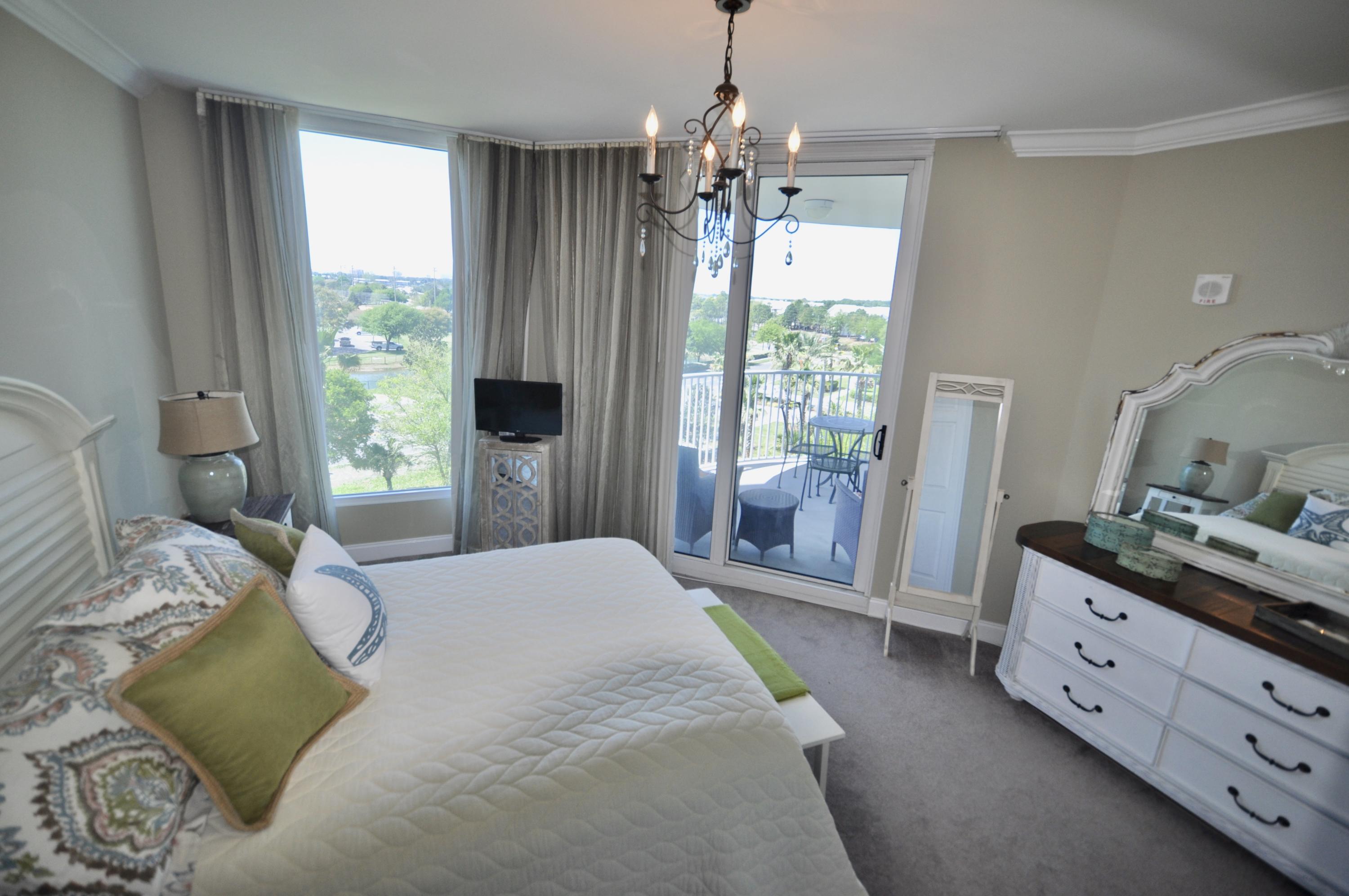 THE PALMS OF DESTIN - Residential