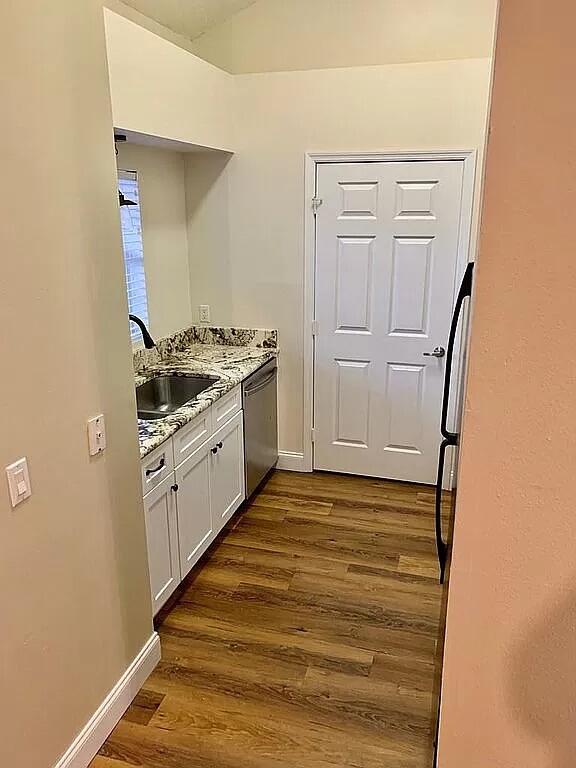 THE FLORIDA CLUB - Residential Lease
