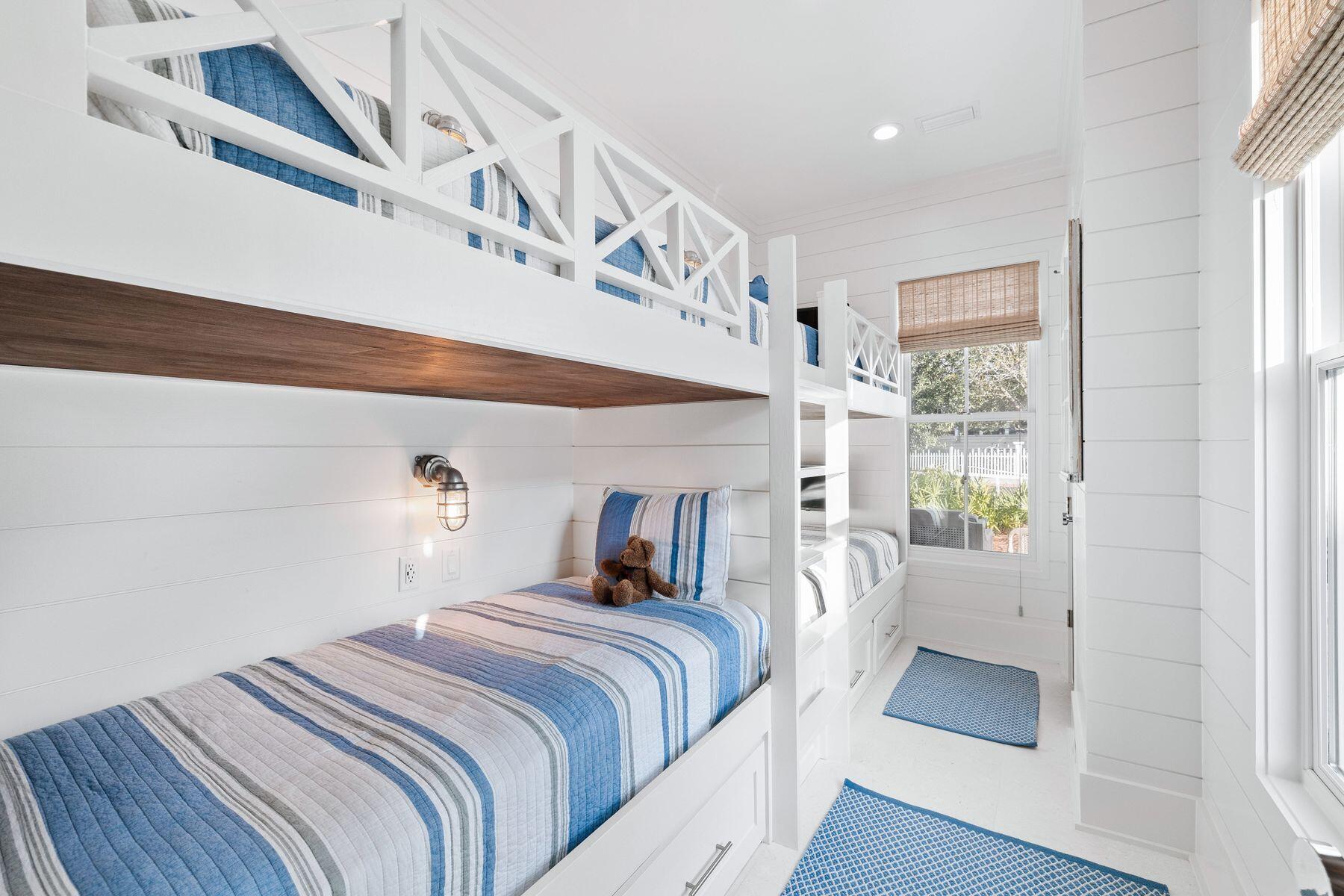 SEASIDE 01 - Residential