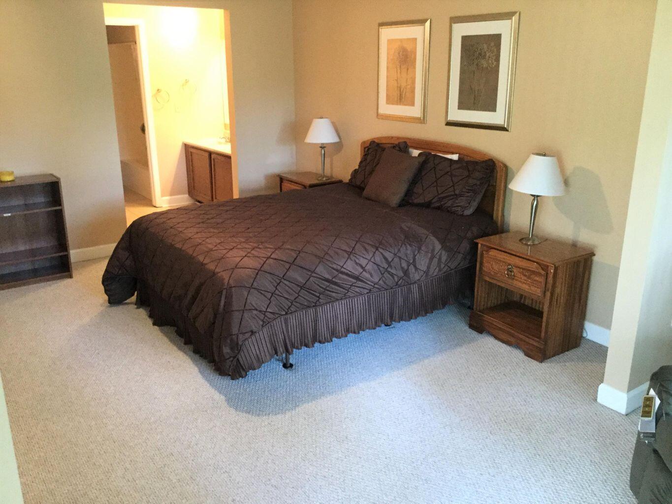 LAKESIDE CONDO AT BLUEWATER BAY - Residential Lease