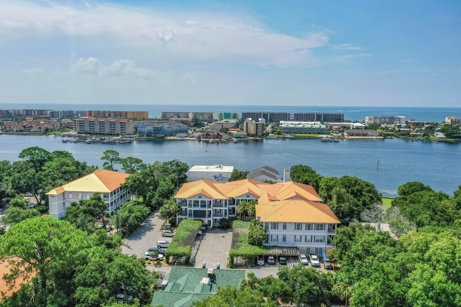 FRENCH QUARTERS - Residential