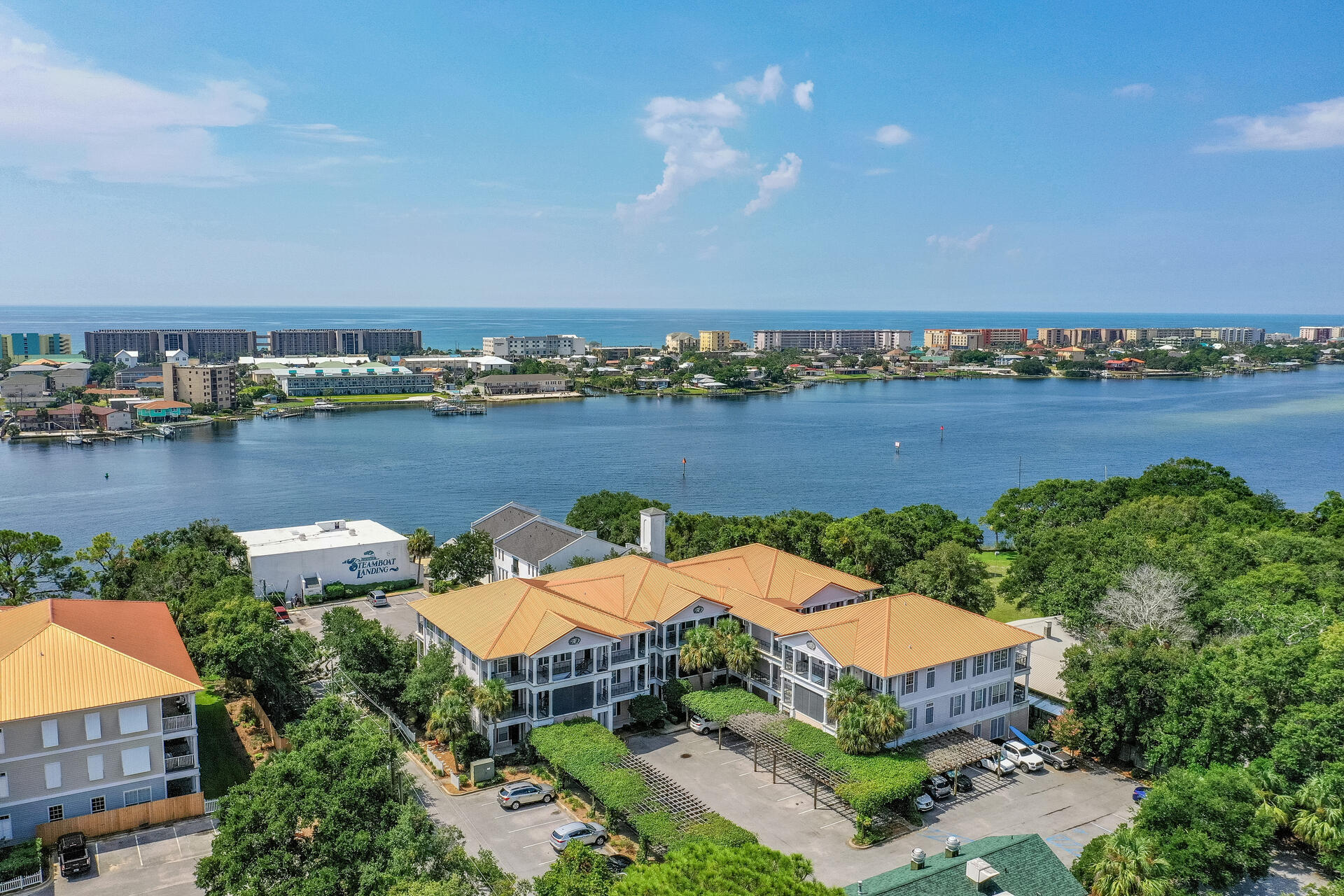 FRENCH QUARTERS - Residential