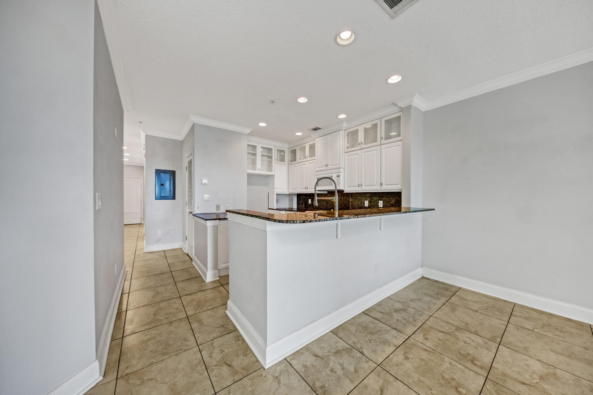 FRENCH QUARTERS - Residential