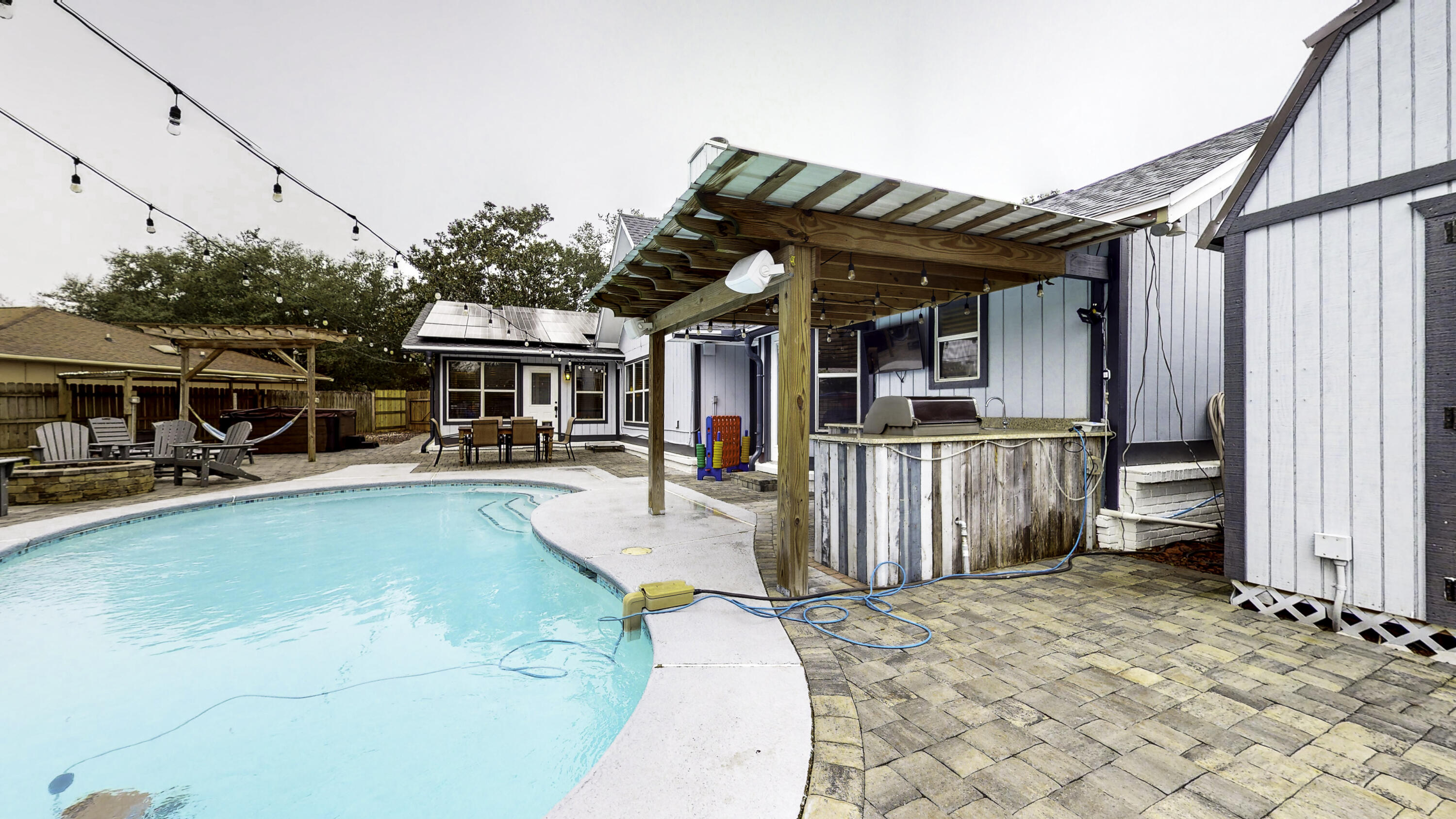 KELL-AIRE GARDENS - Residential