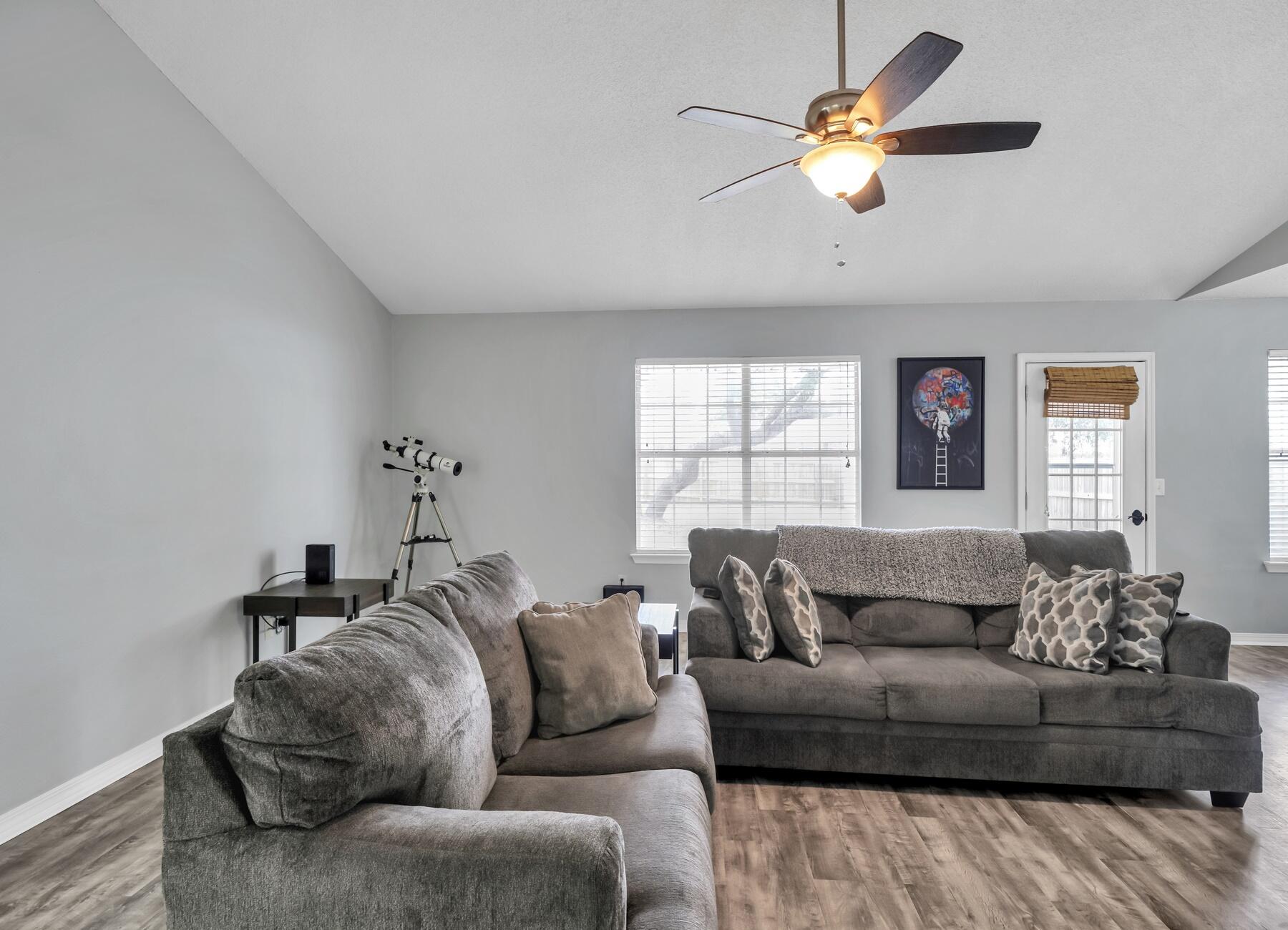 SPANISH TRACE ESTATES LOT 21BLK A AS DES IN OR 4197 PG 294 - Residential