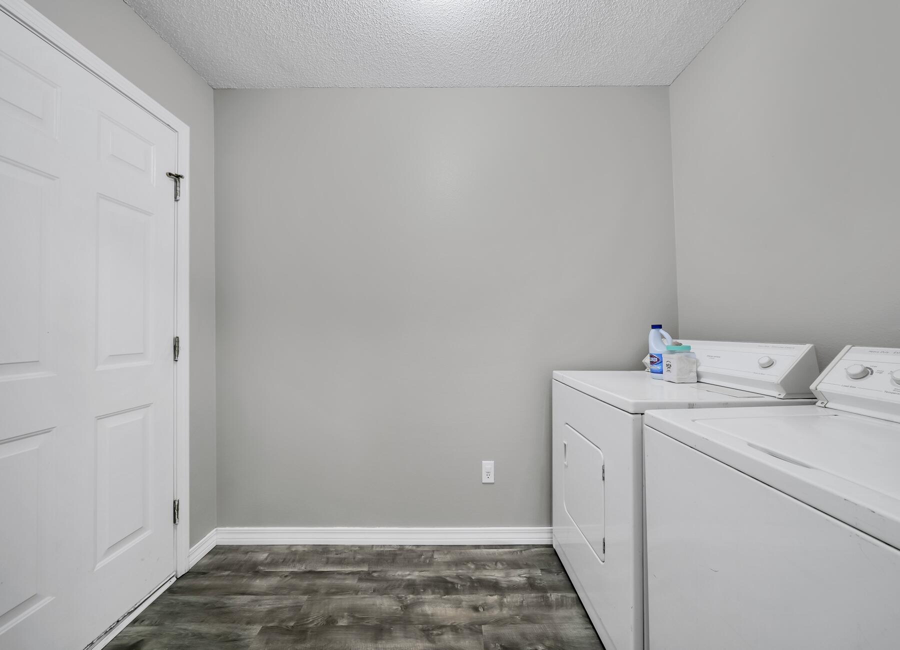 SPANISH TRACE ESTATES LOT 21BLK A AS DES IN OR 4197 PG 294 - Residential