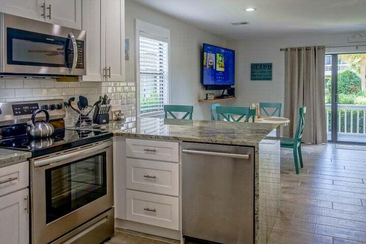 BEACHWOOD VILLAS CONDO - Residential