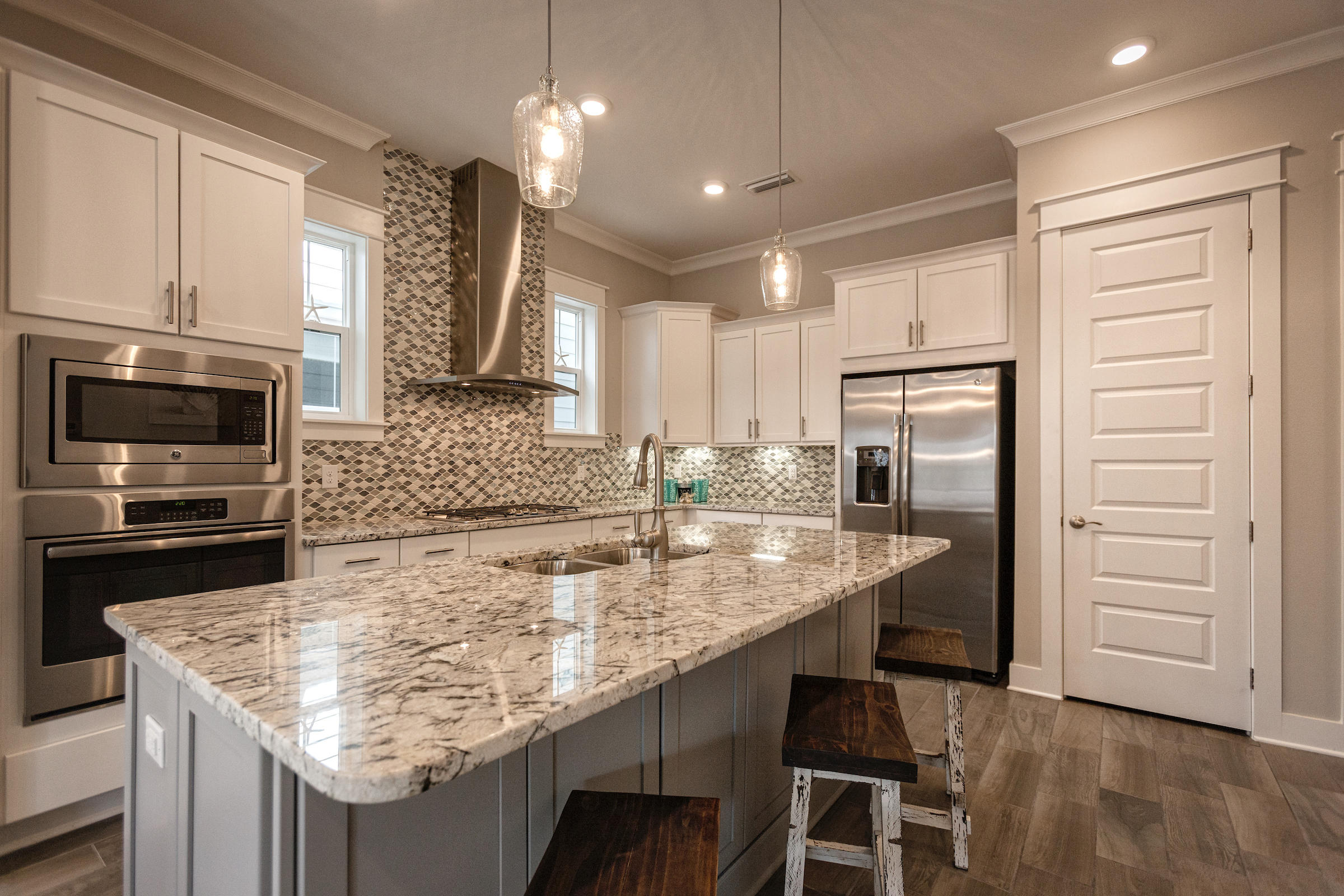 PROMINENCE - Residential