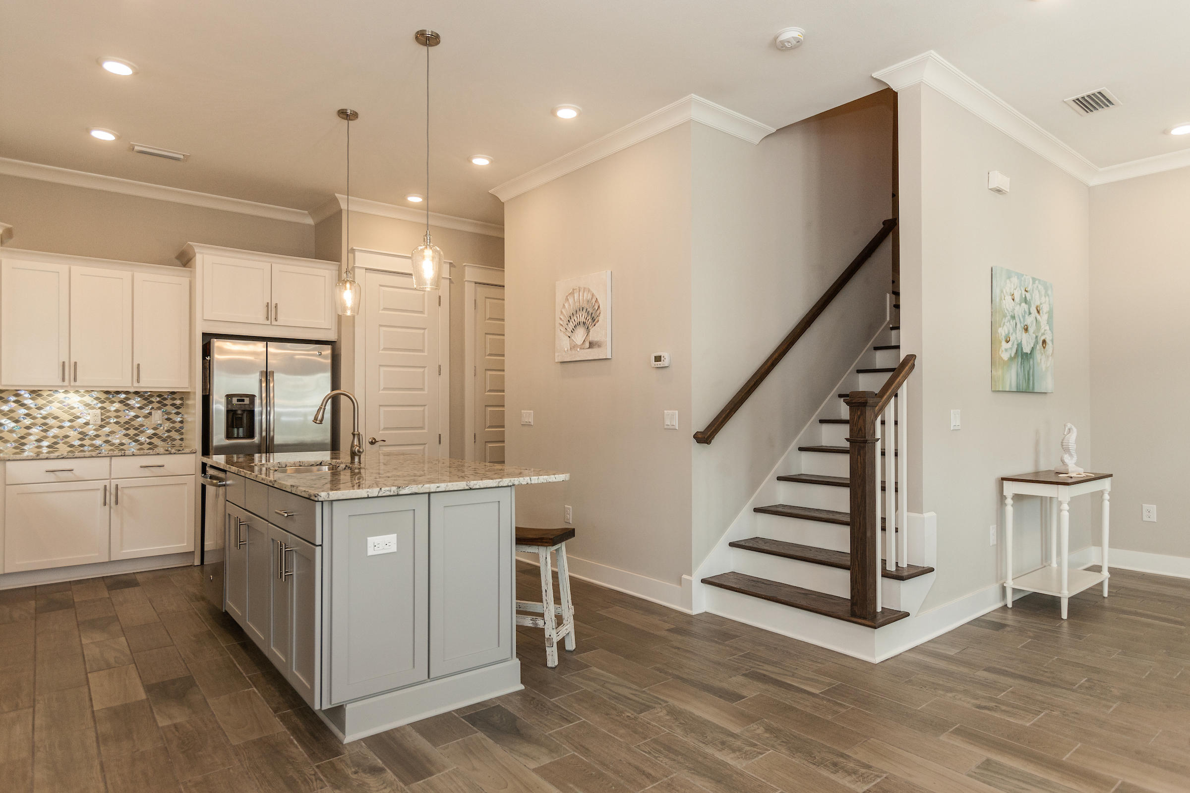 PROMINENCE - Residential