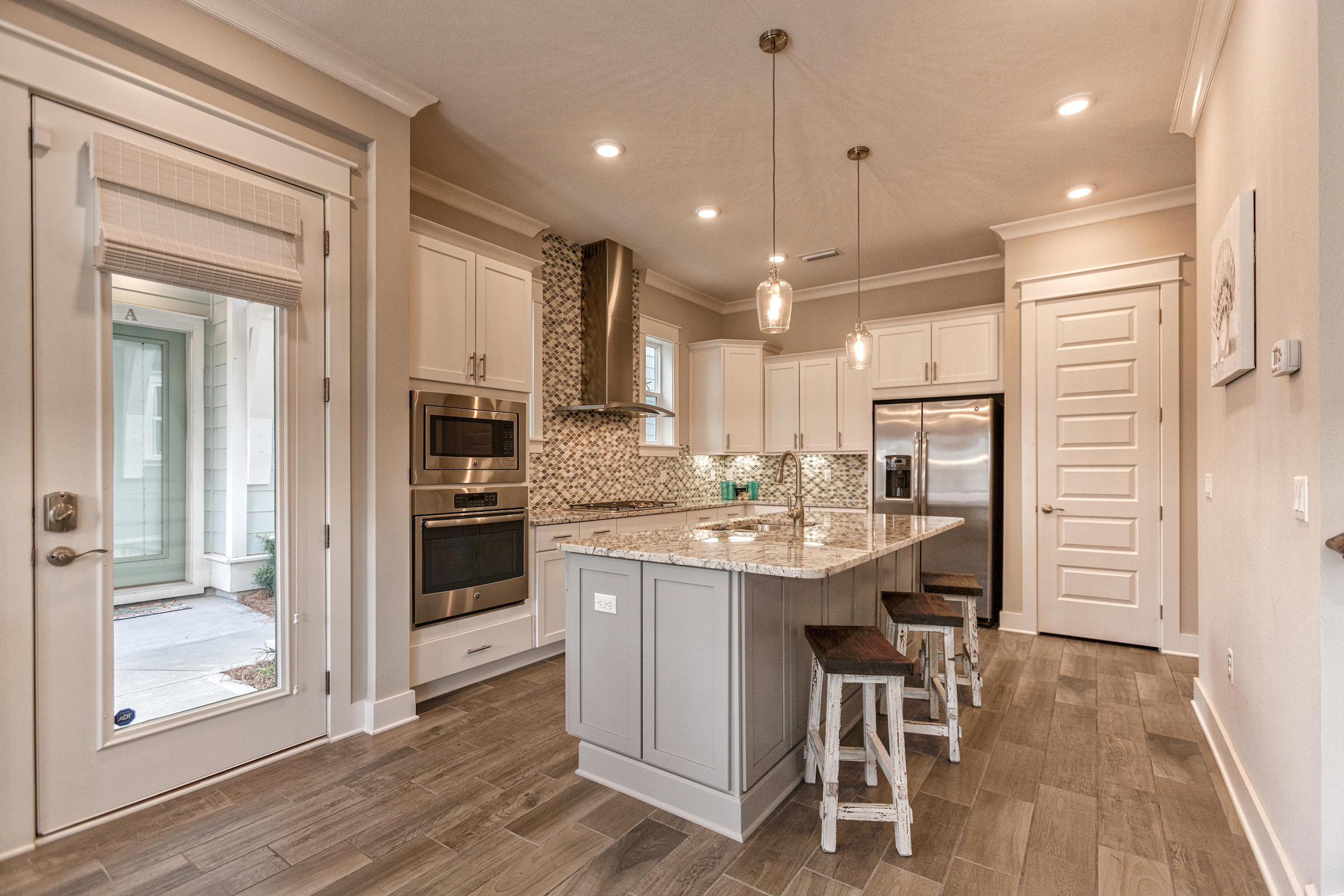 PROMINENCE - Residential